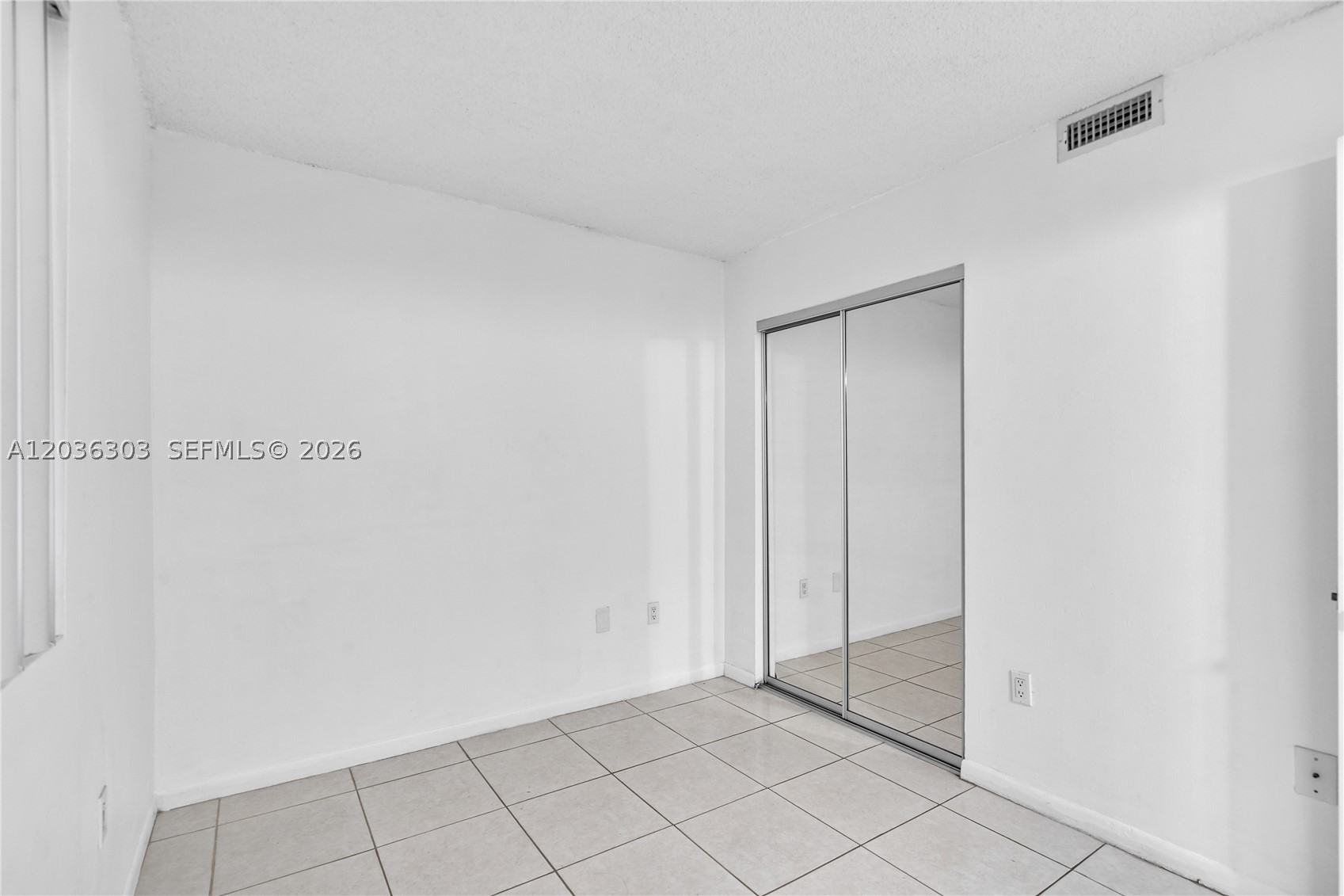 VERABELLA FALLS CONDO - Residential Lease