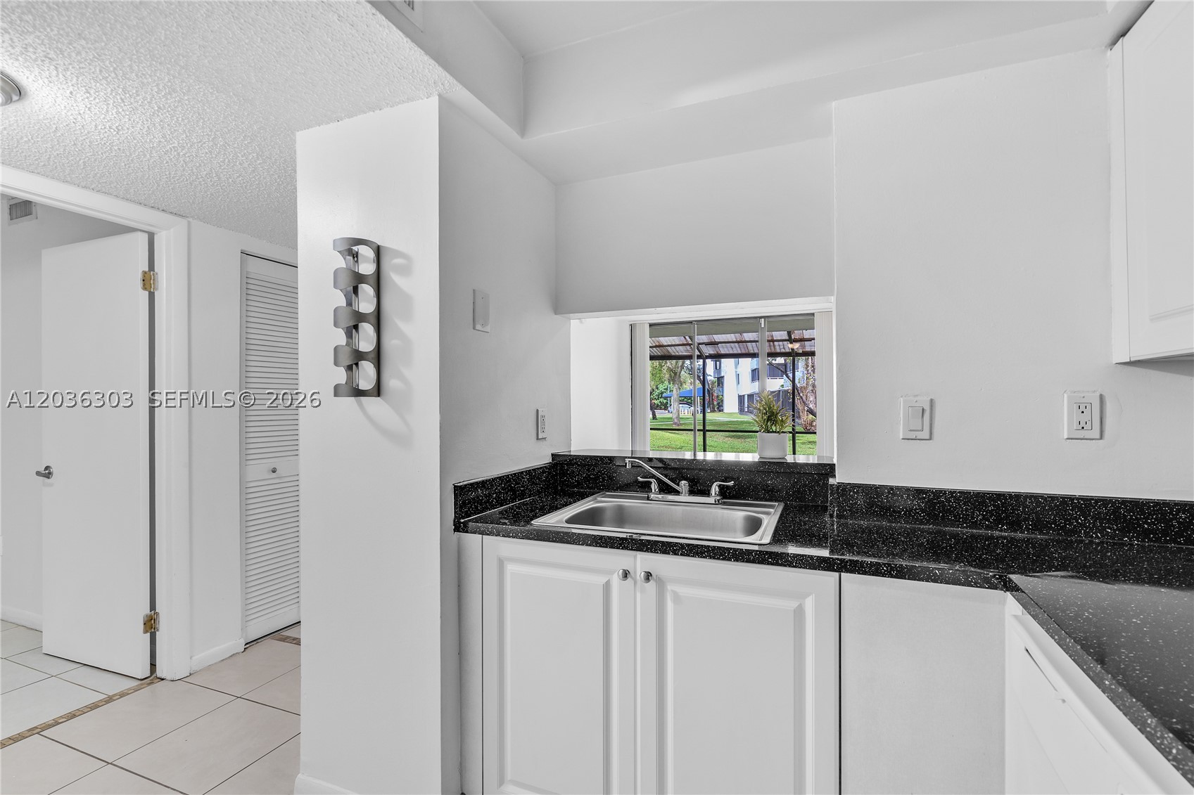 VERABELLA FALLS CONDO - Residential Lease