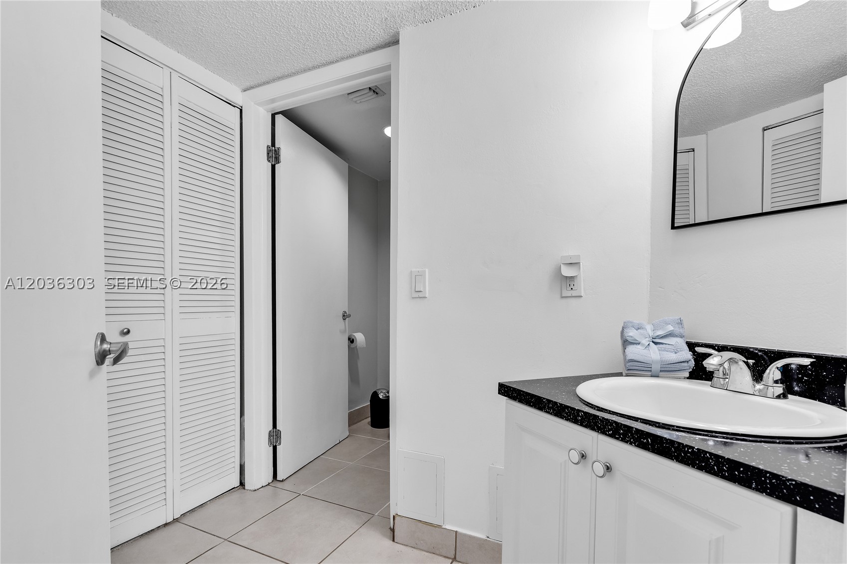 VERABELLA FALLS CONDO - Residential Lease