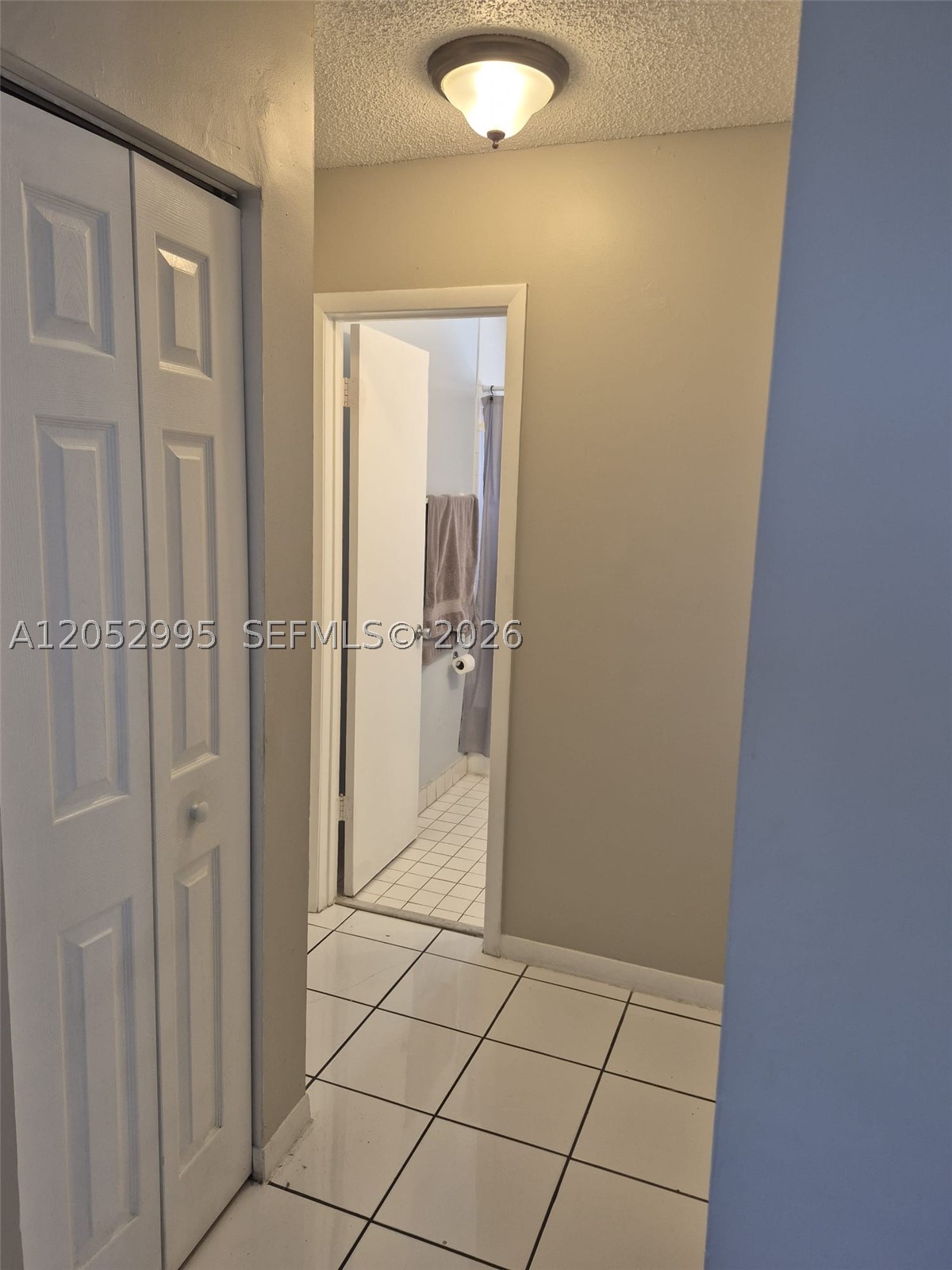 EL PRADO XV CONDO - Residential Lease