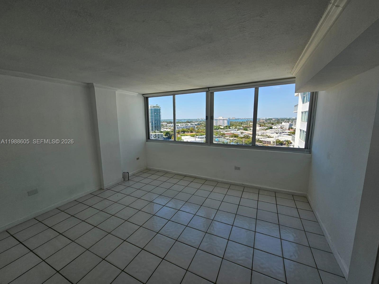 BURLEIGH HOUSE CONDO - Residential