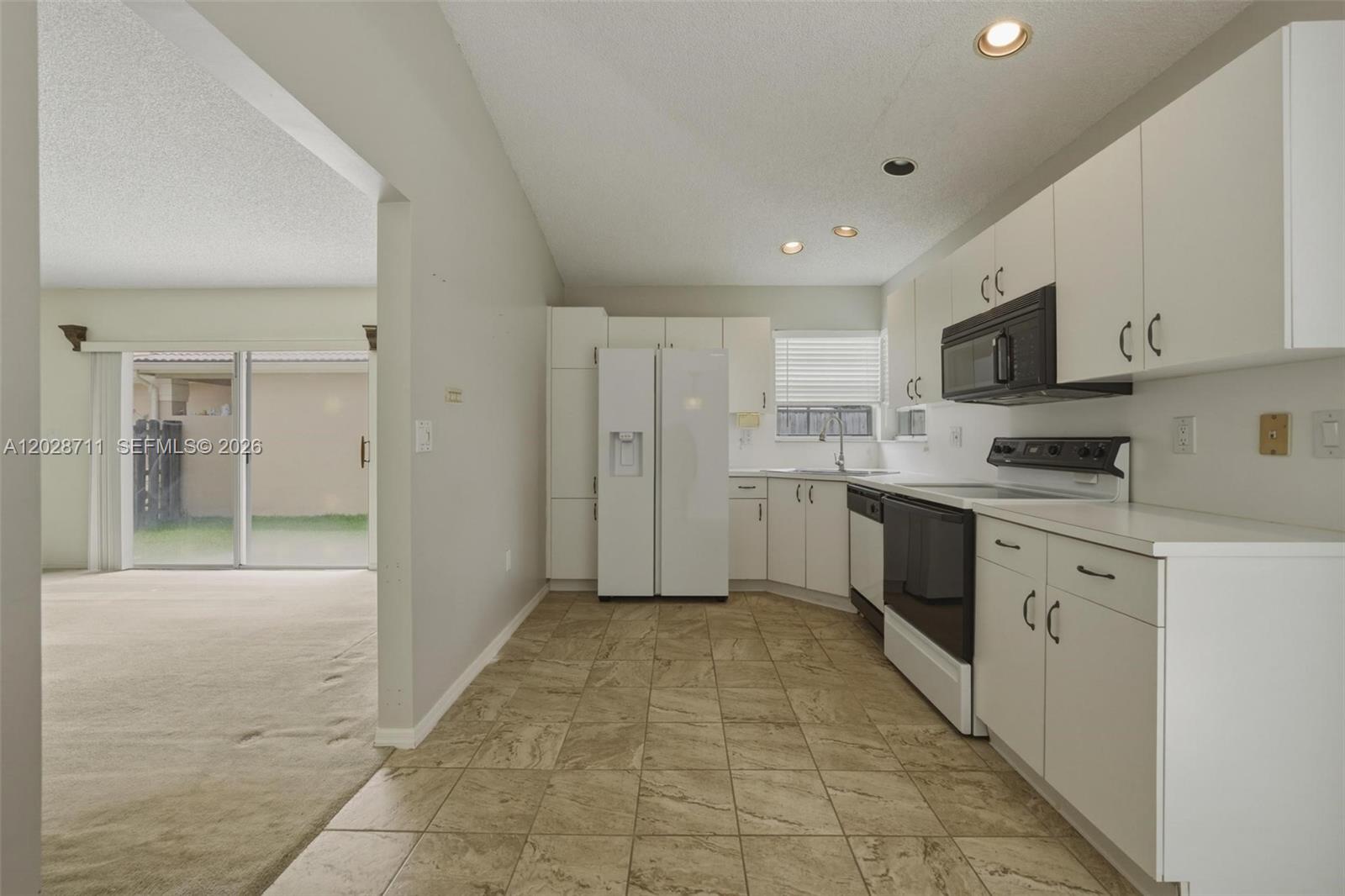 HOLIDAY SPRINGS VILLAGE S - Residential