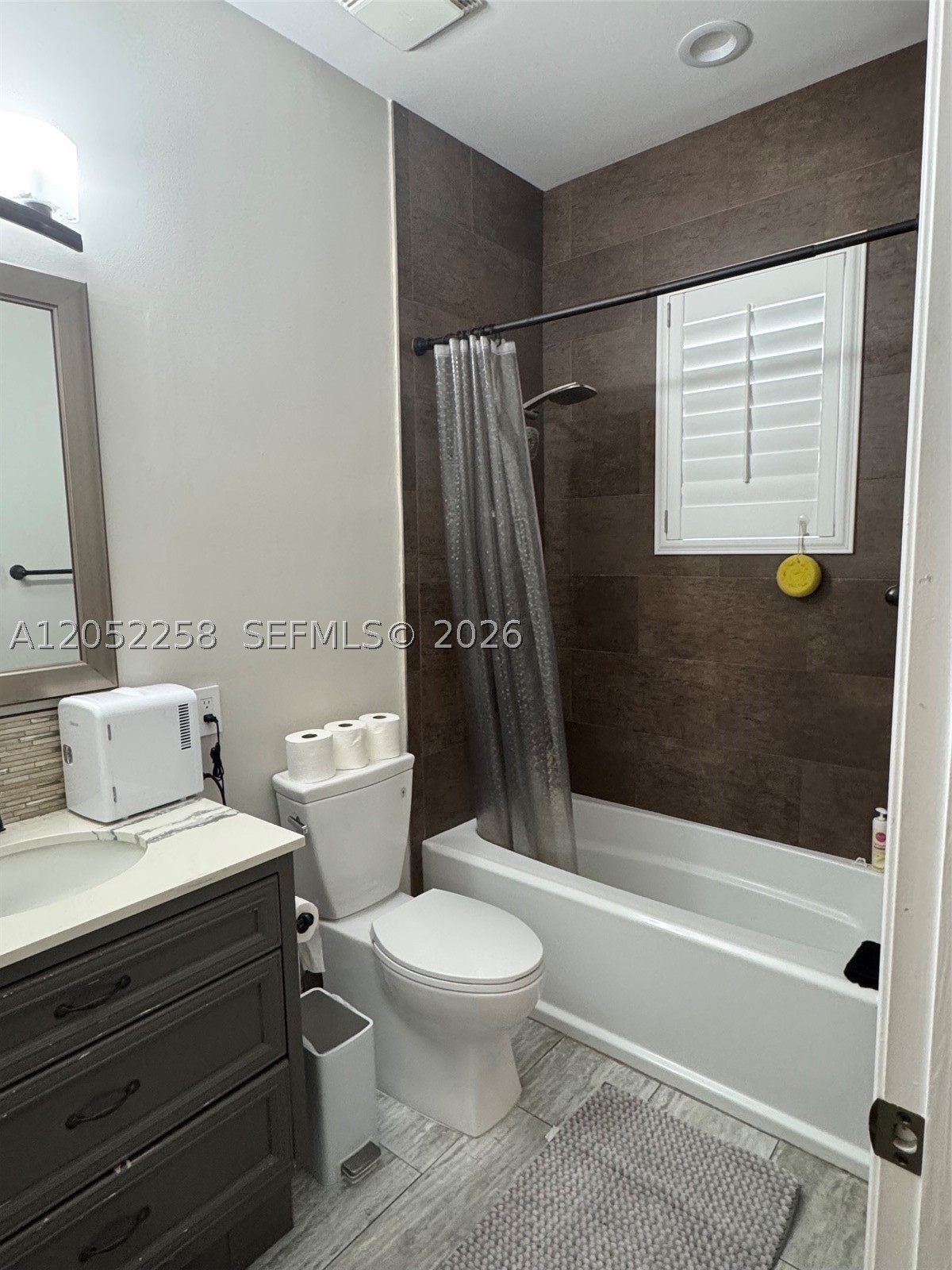 SECTOR 8 9 AND 10 - Residential Lease