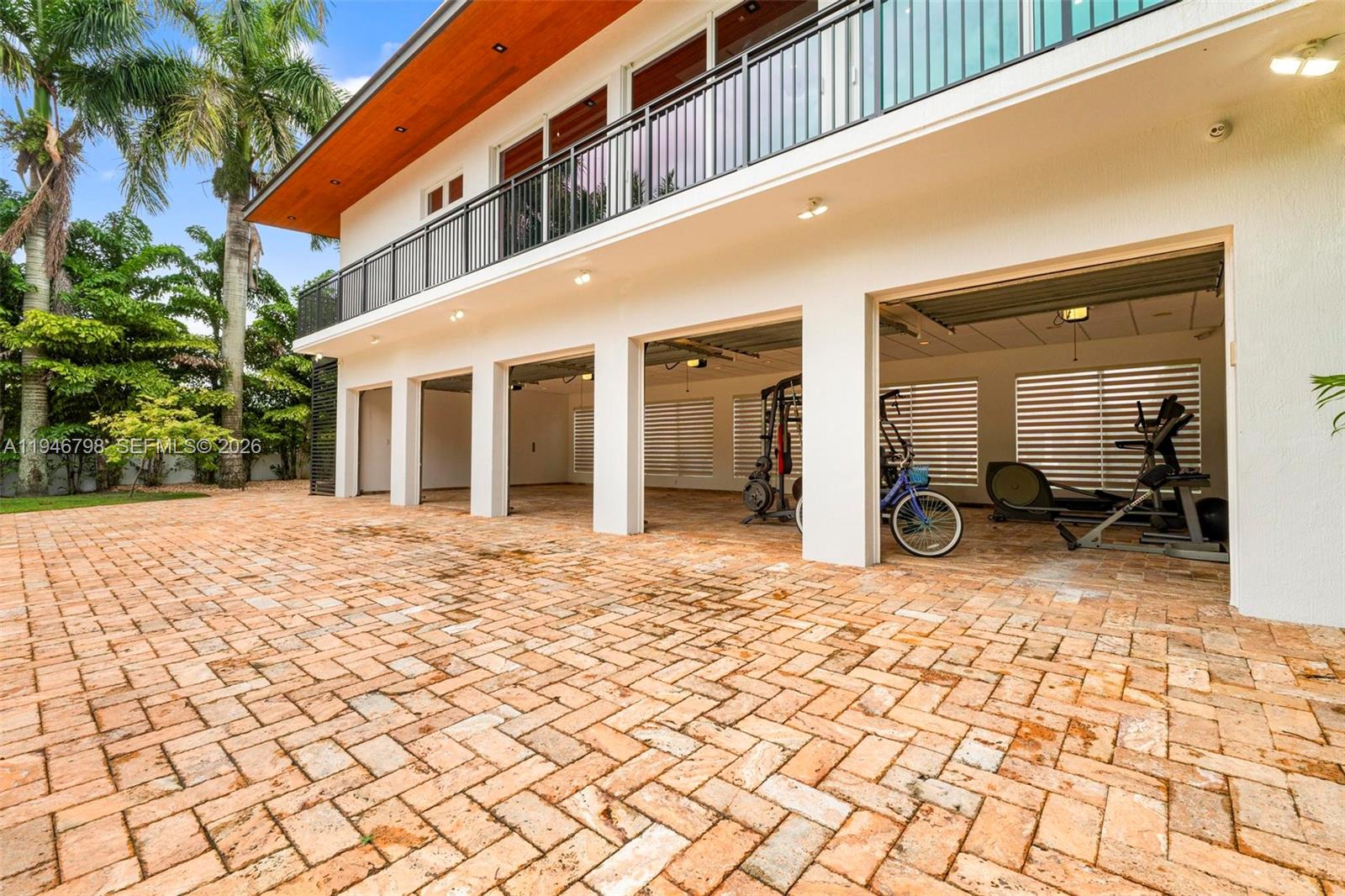 SWEETWATER ESTS SUB - Residential