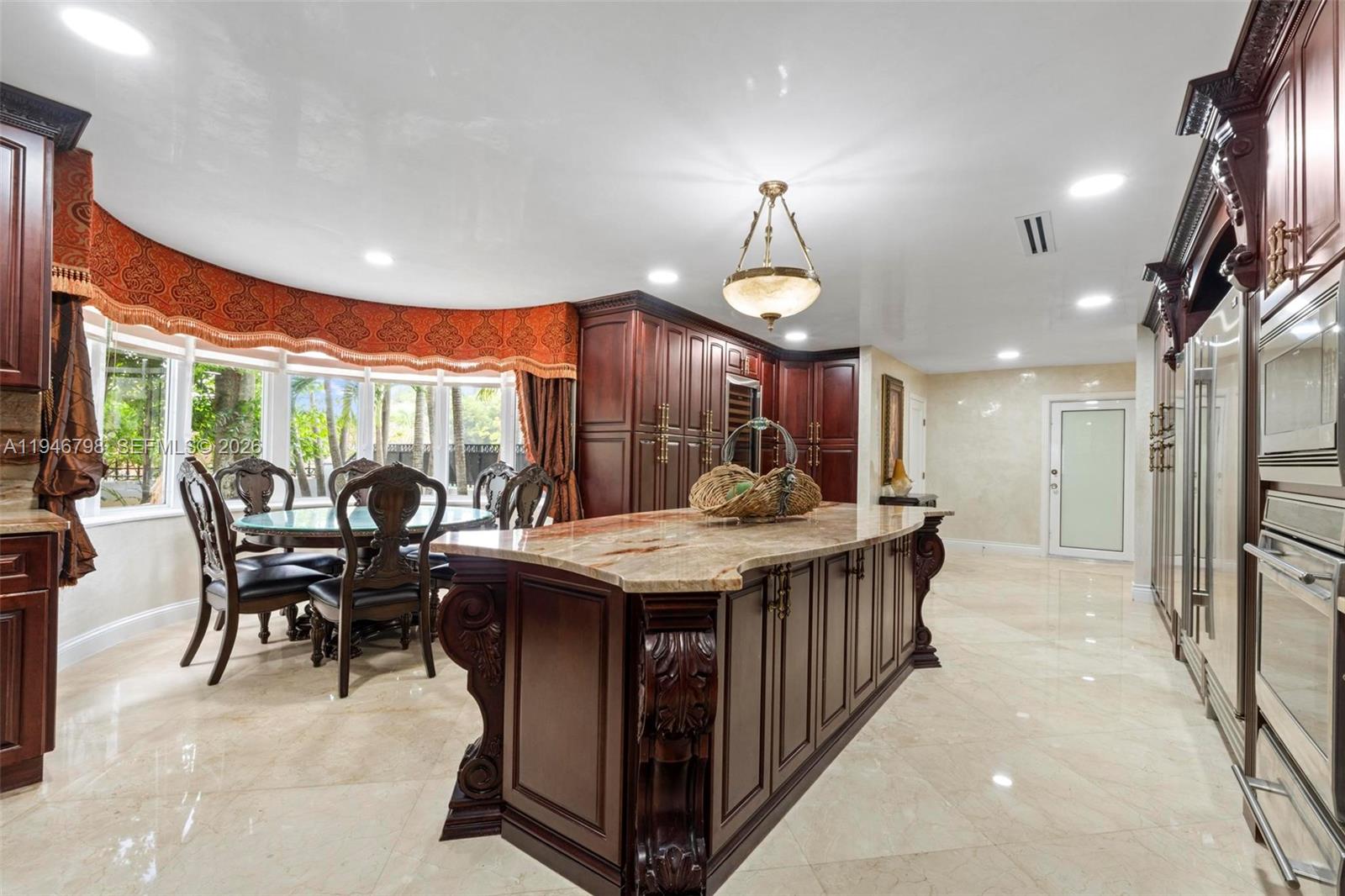 SWEETWATER ESTS SUB - Residential