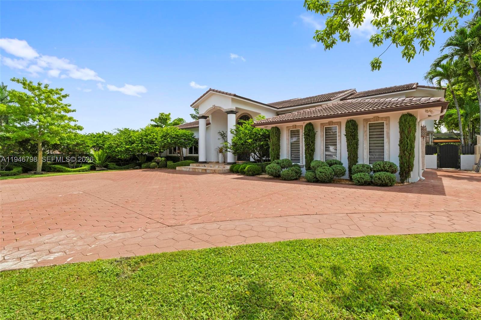 SWEETWATER ESTS SUB - Residential