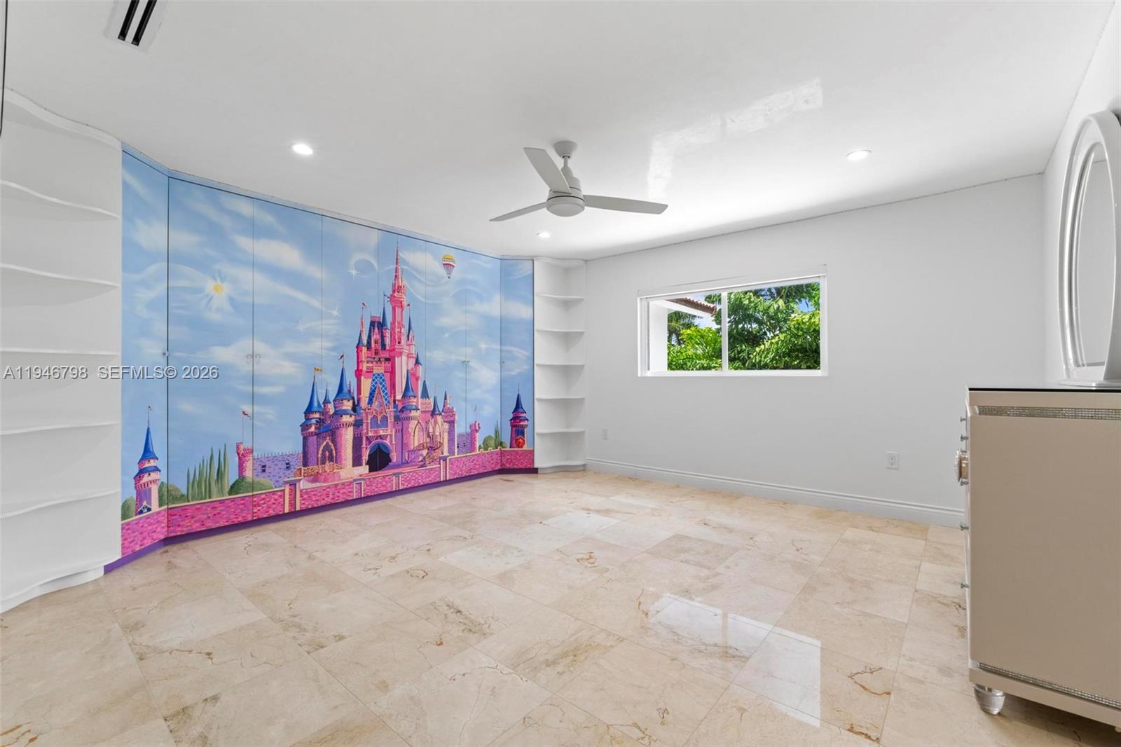 SWEETWATER ESTS SUB - Residential