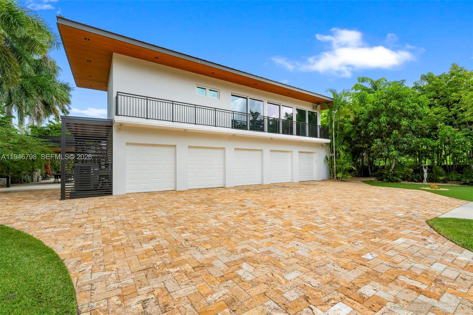 SWEETWATER ESTS SUB - Residential