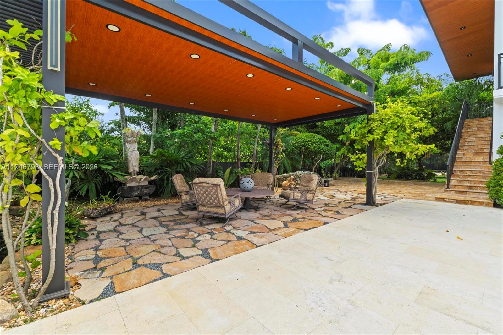 SWEETWATER ESTS SUB - Residential