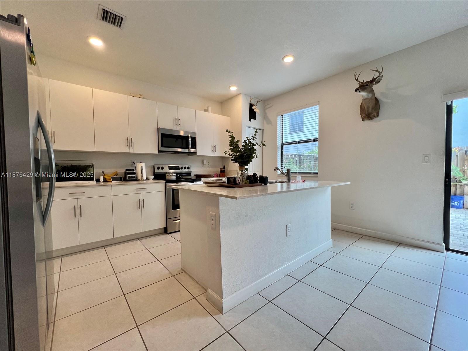 PINE ISLE - Residential Lease