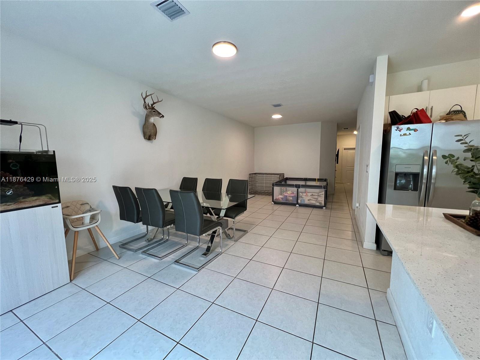PINE ISLE - Residential Lease