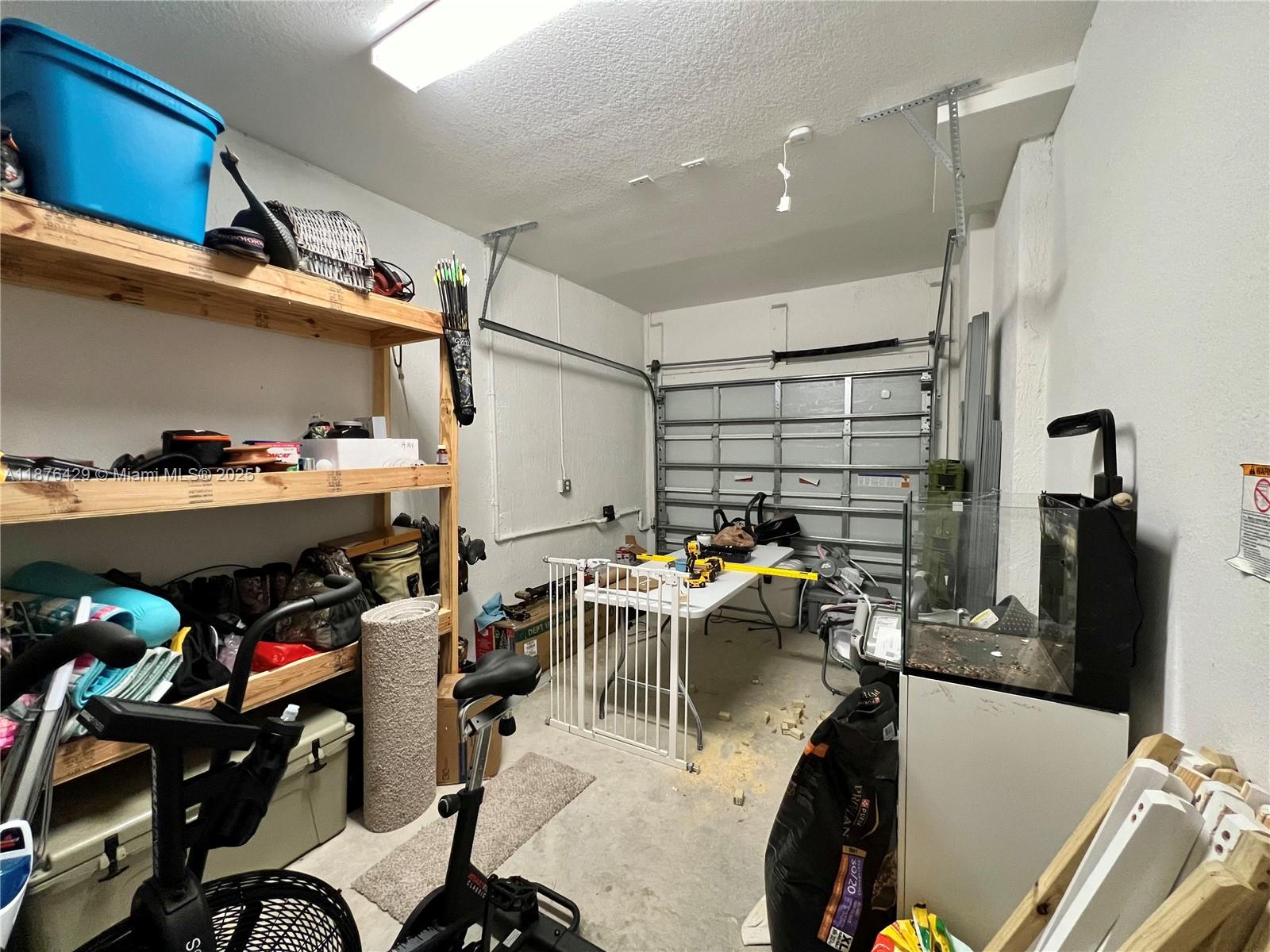 PINE ISLE - Residential Lease