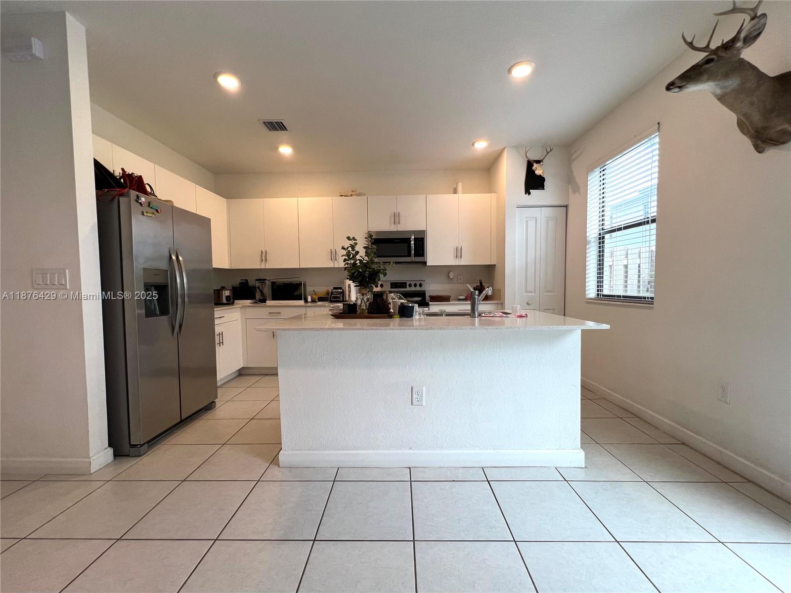 PINE ISLE - Residential Lease