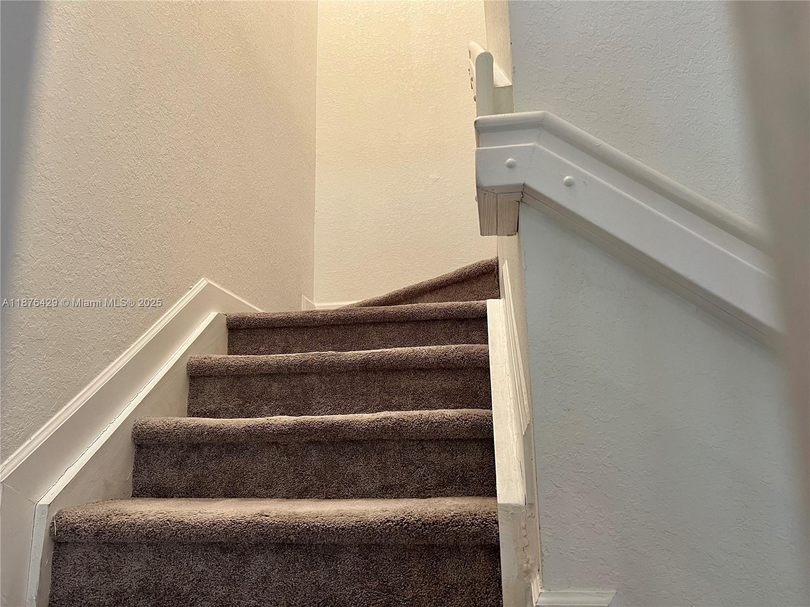 PINE ISLE - Residential Lease