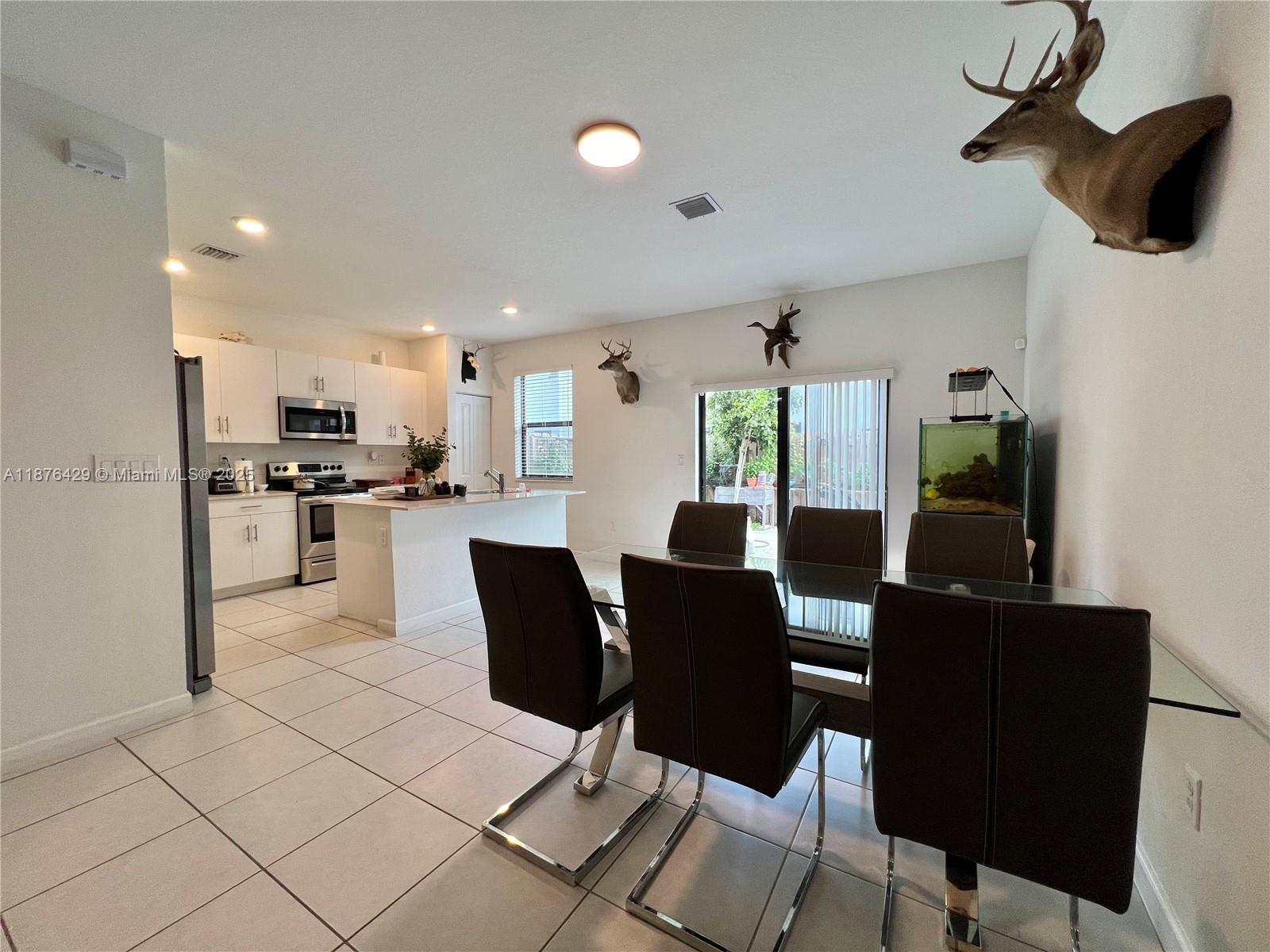 PINE ISLE - Residential Lease