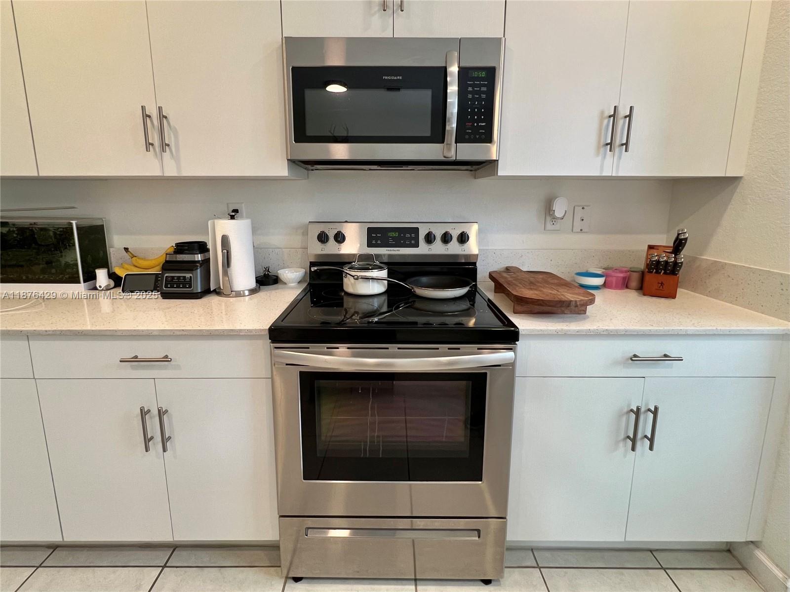 PINE ISLE - Residential Lease