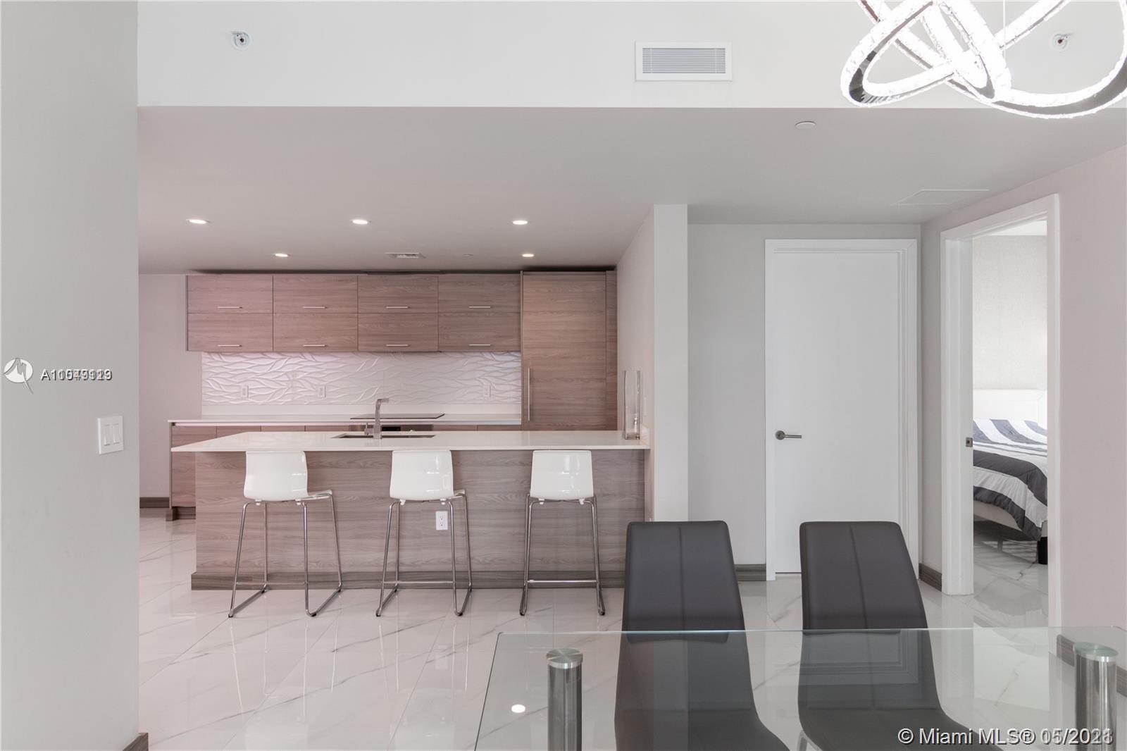 1300 S MIAMI AVENUE CONDO - Residential Lease