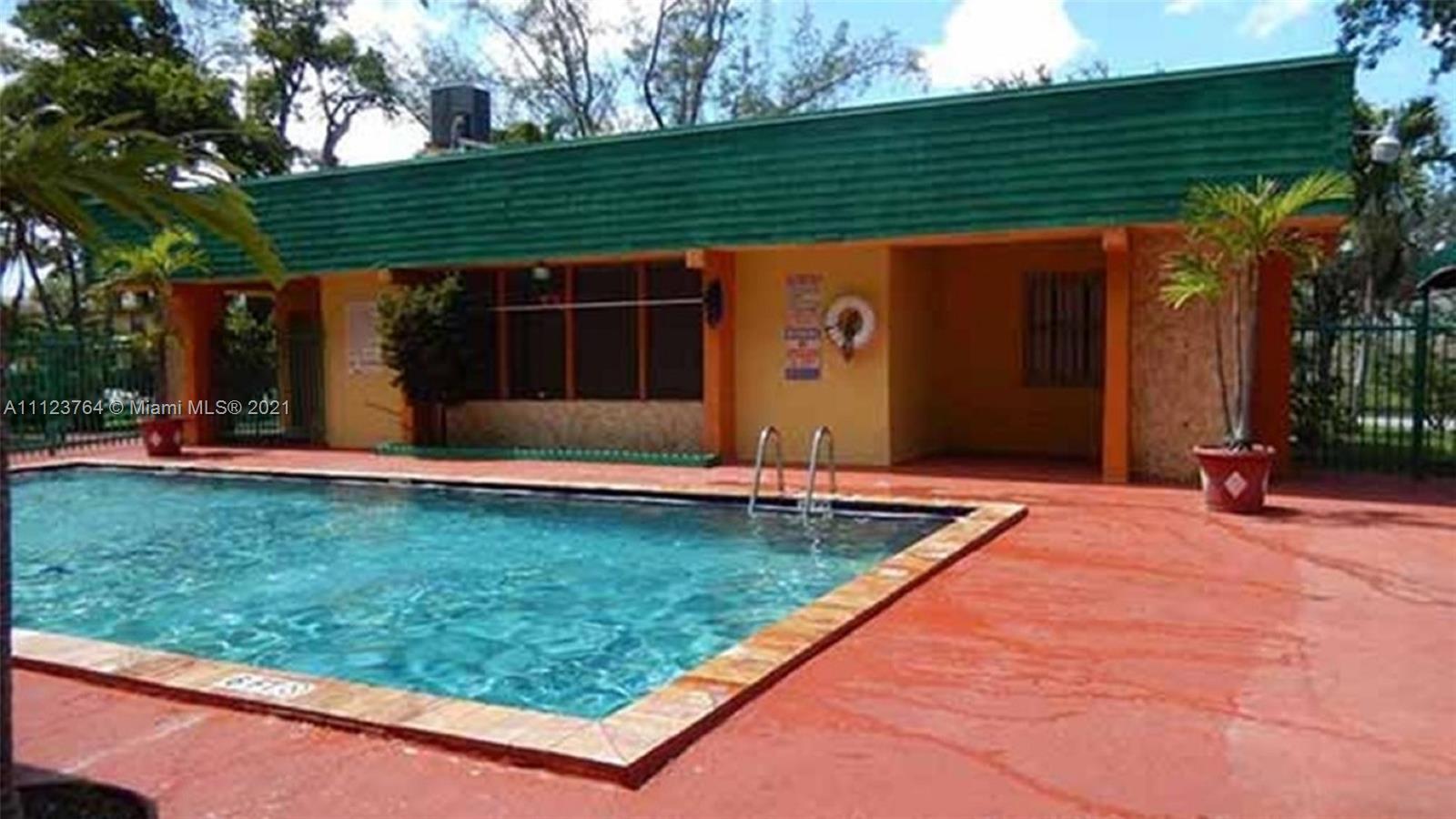 LAS ESTRELLAS CONDO - Residential Lease