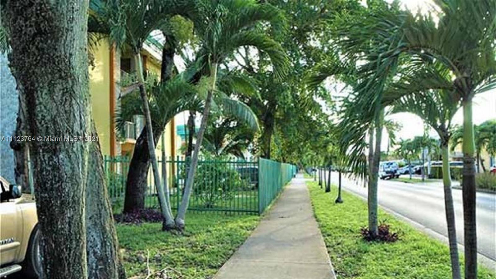 LAS ESTRELLAS CONDO - Residential Lease