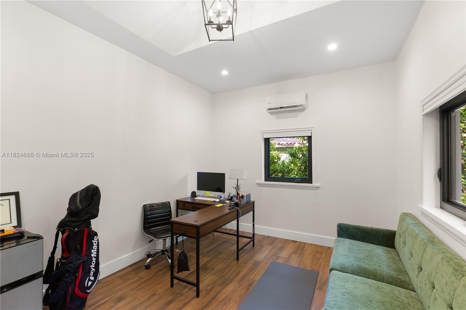 CORAL GABLES RIVIERA SEC - Residential