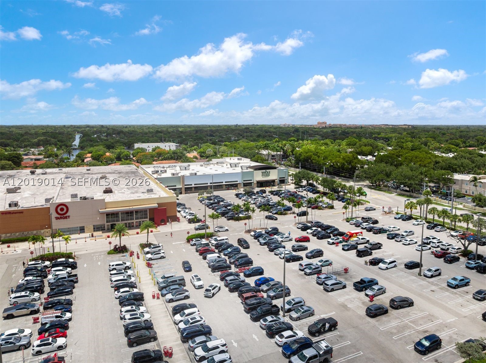 VENETIAN PALMS CONDO - Residential Lease