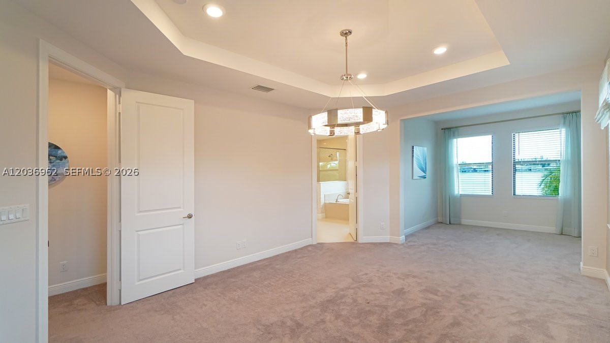 PARKLAND BAY - Residential