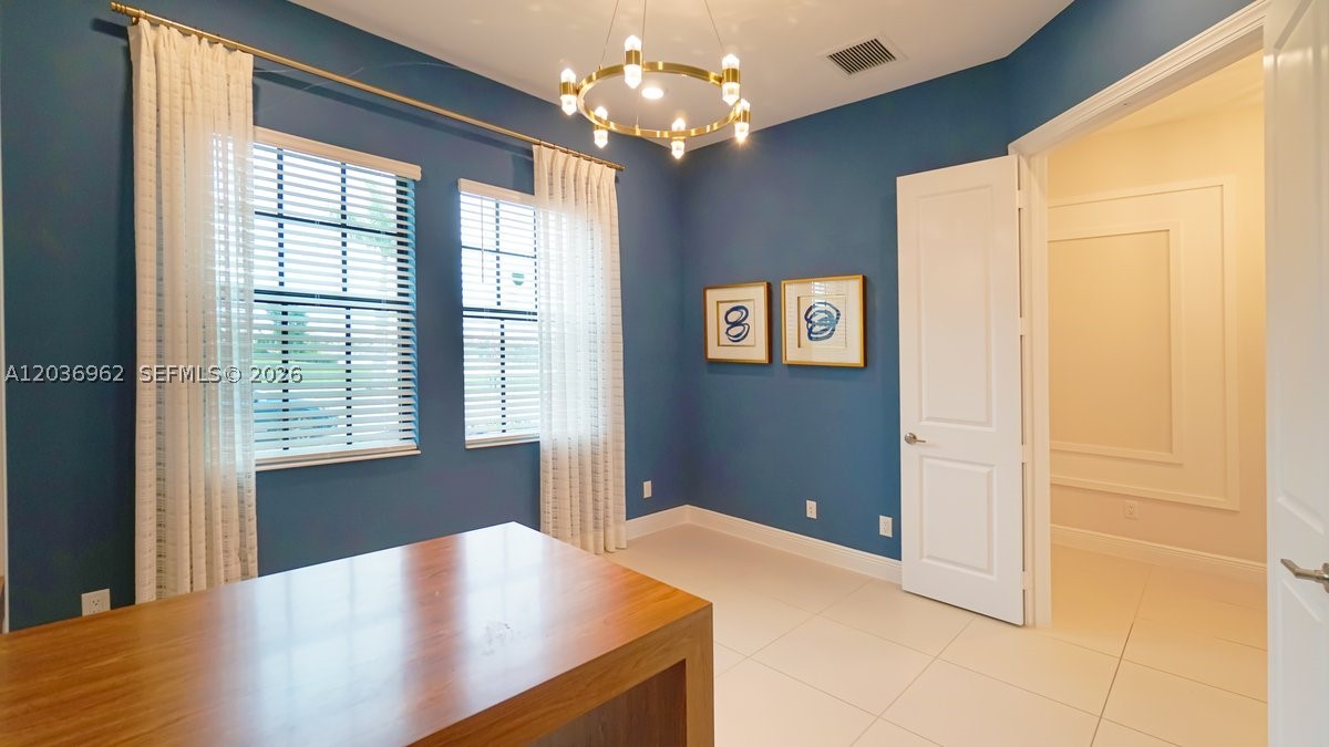 PARKLAND BAY - Residential