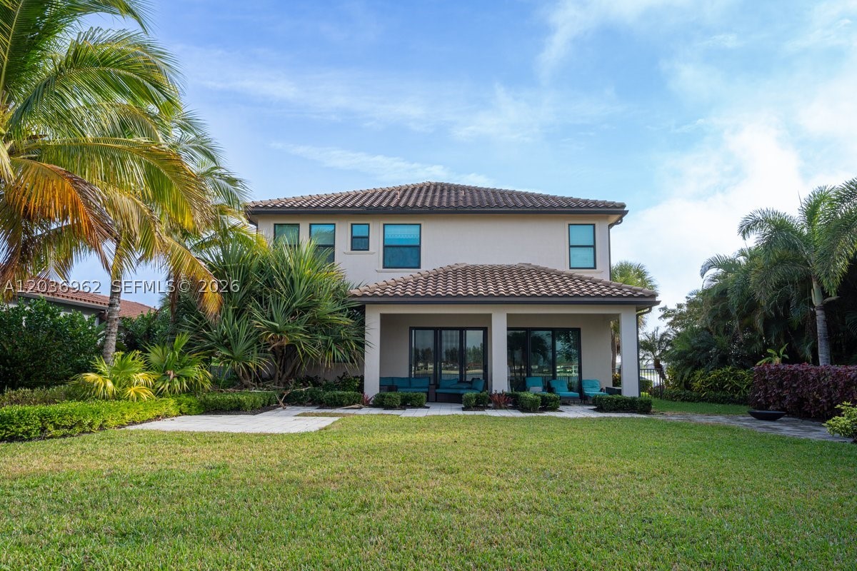 PARKLAND BAY - Residential