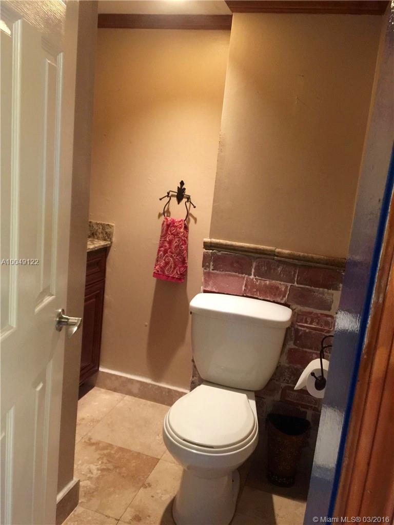 Riverview Village Condo - Residential Lease
