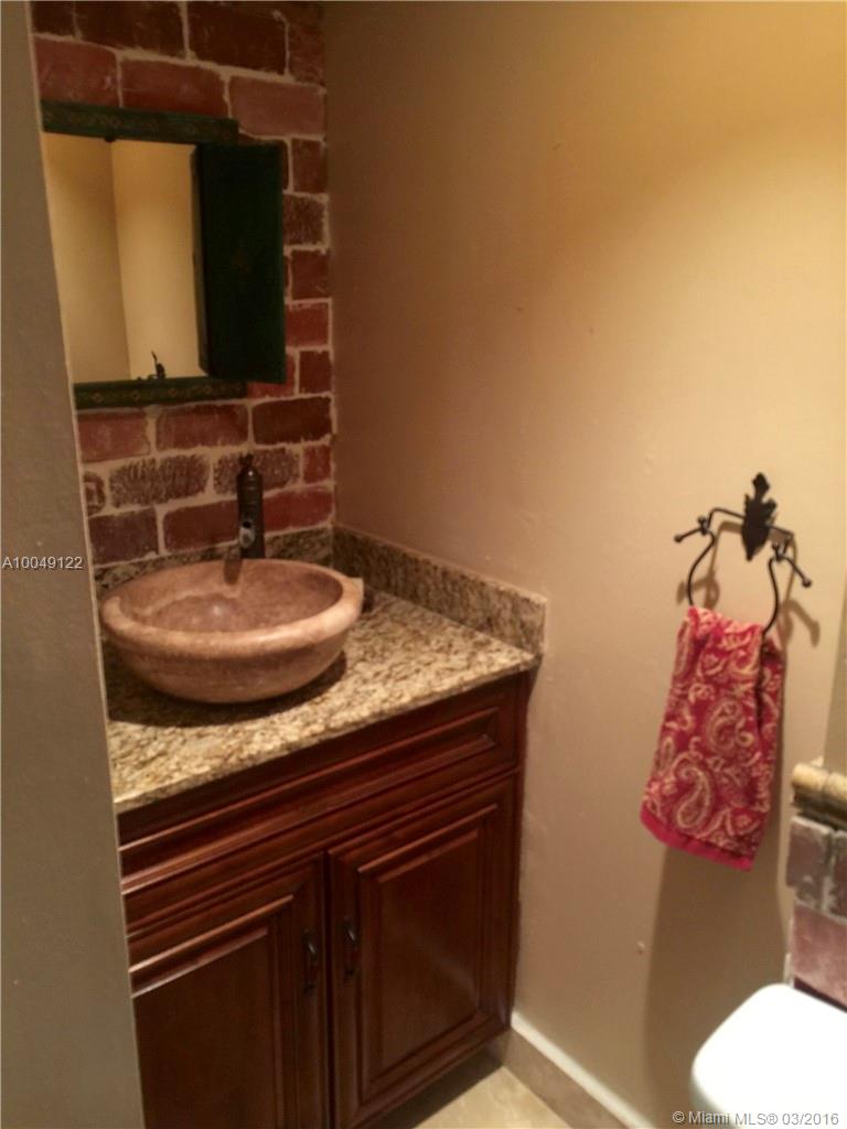 Riverview Village Condo - Residential Lease