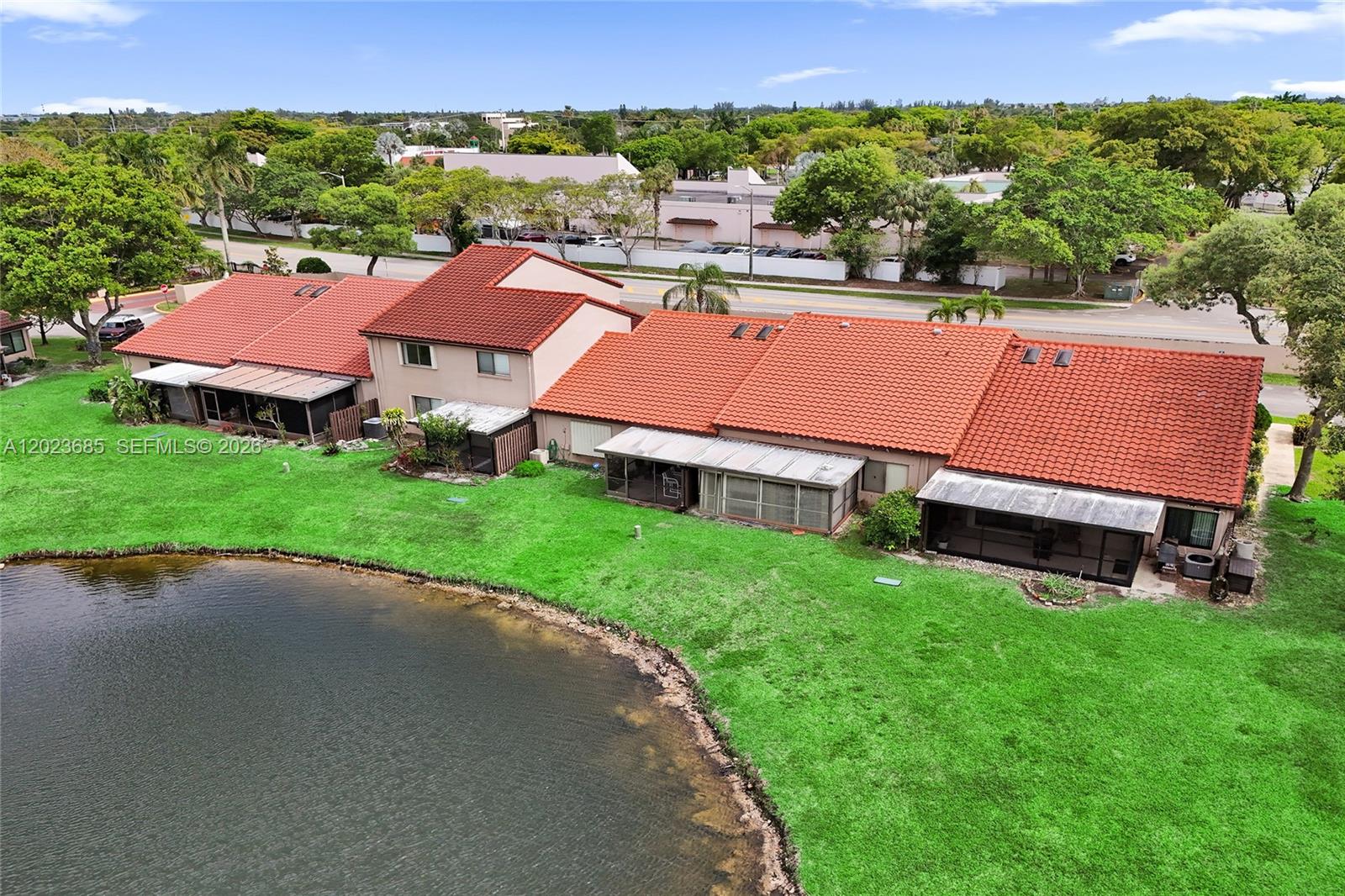 S & R OF INVERRARY - Residential