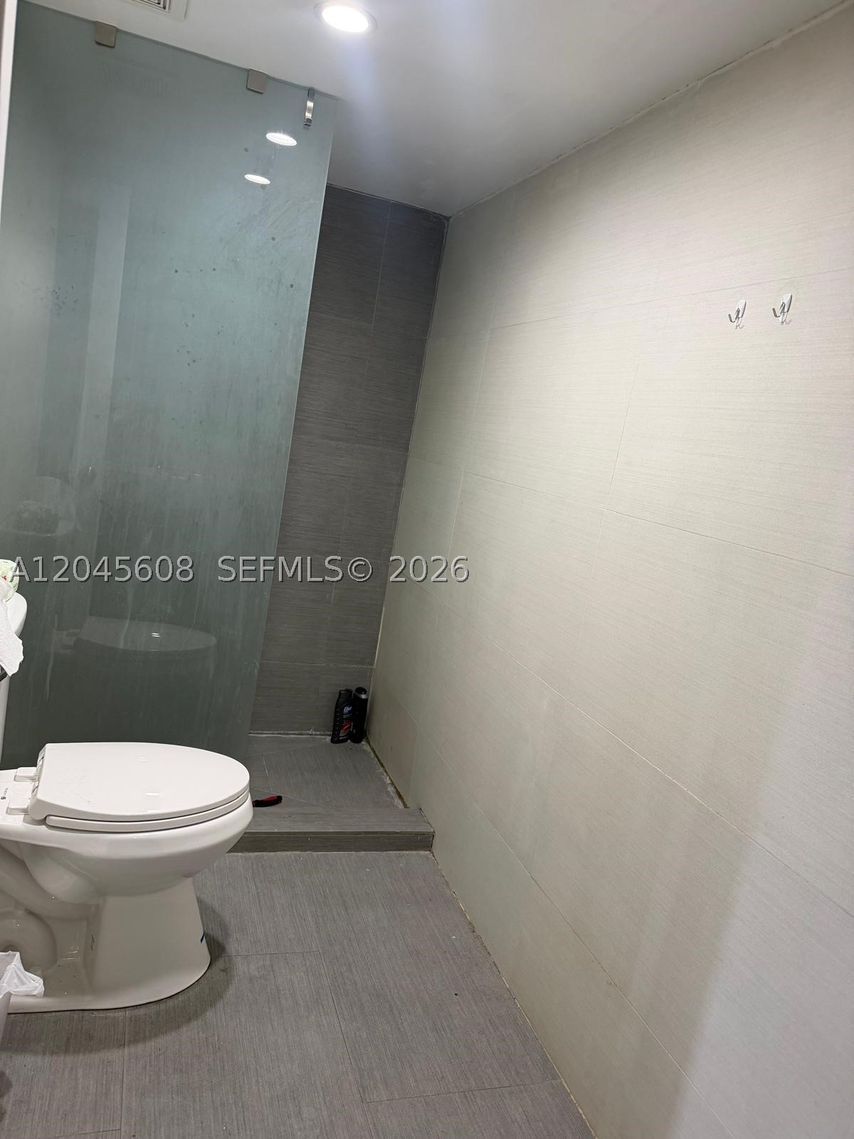 Charter Club Condo - Residential Lease
