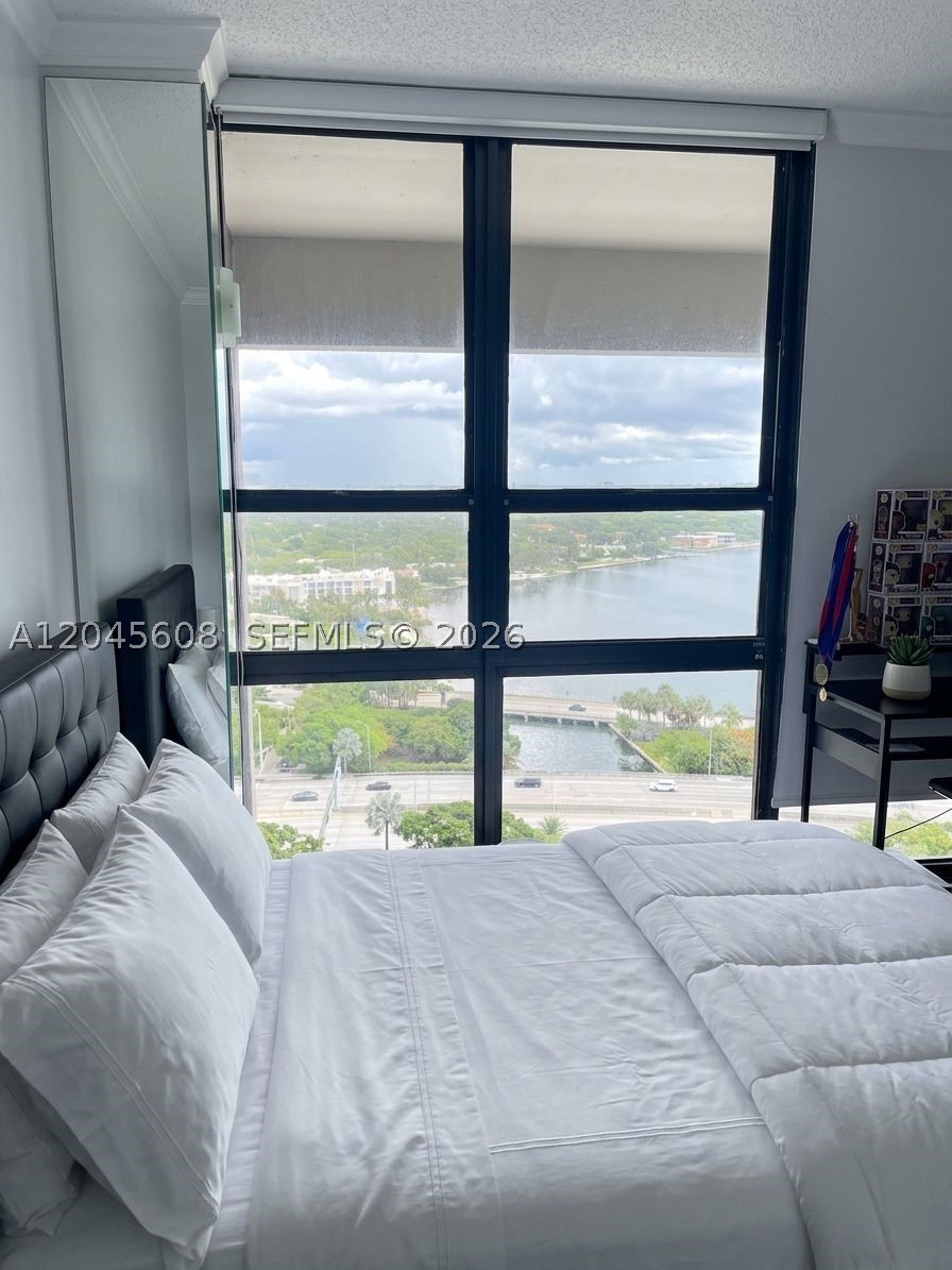 Charter Club Condo - Residential Lease