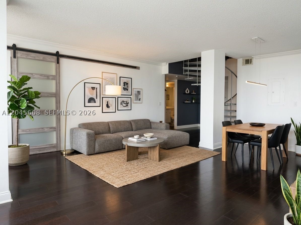 Charter Club Condo - Residential Lease