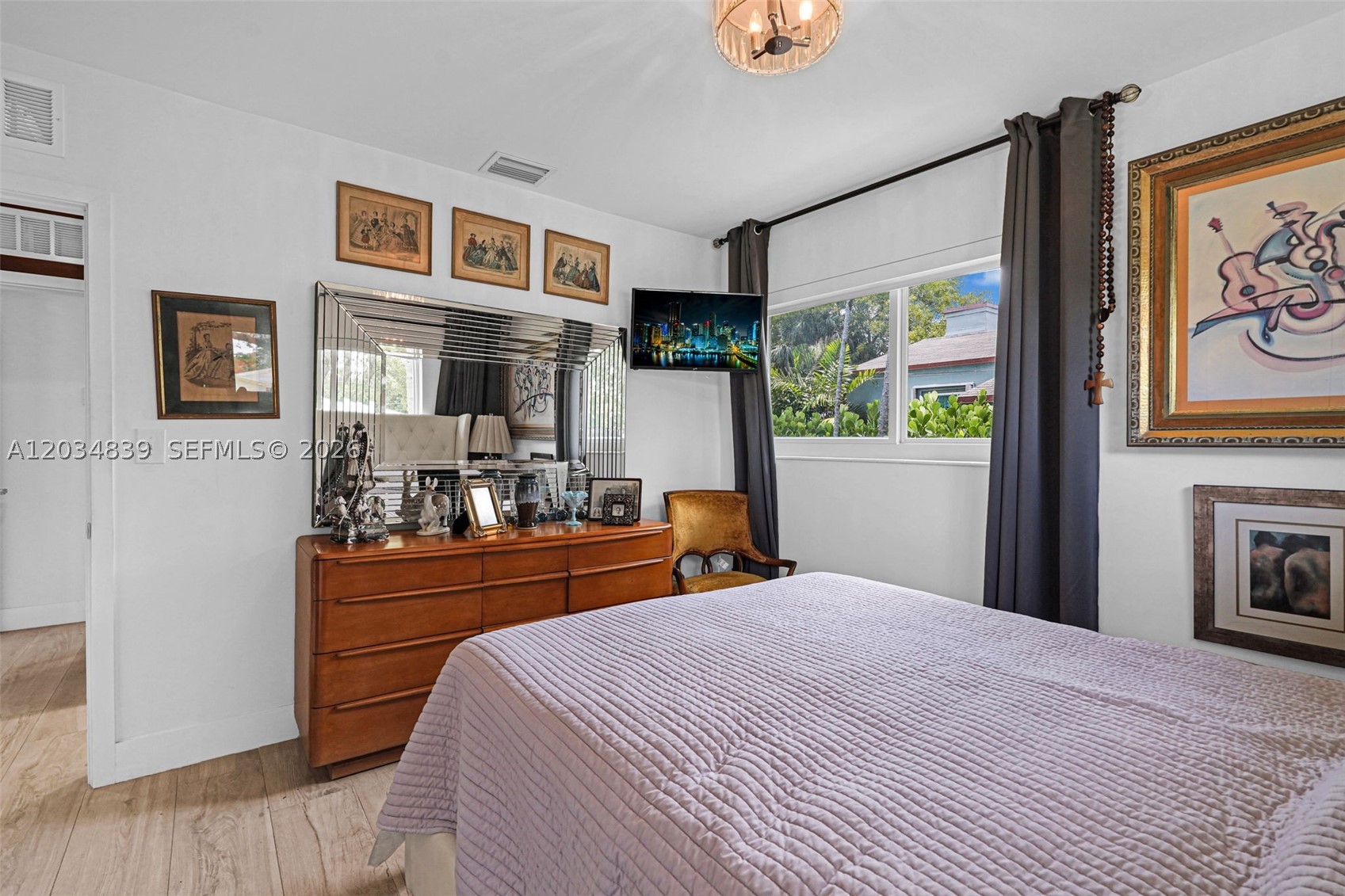 COUNTRY CLUB ESTATES SEC - Residential