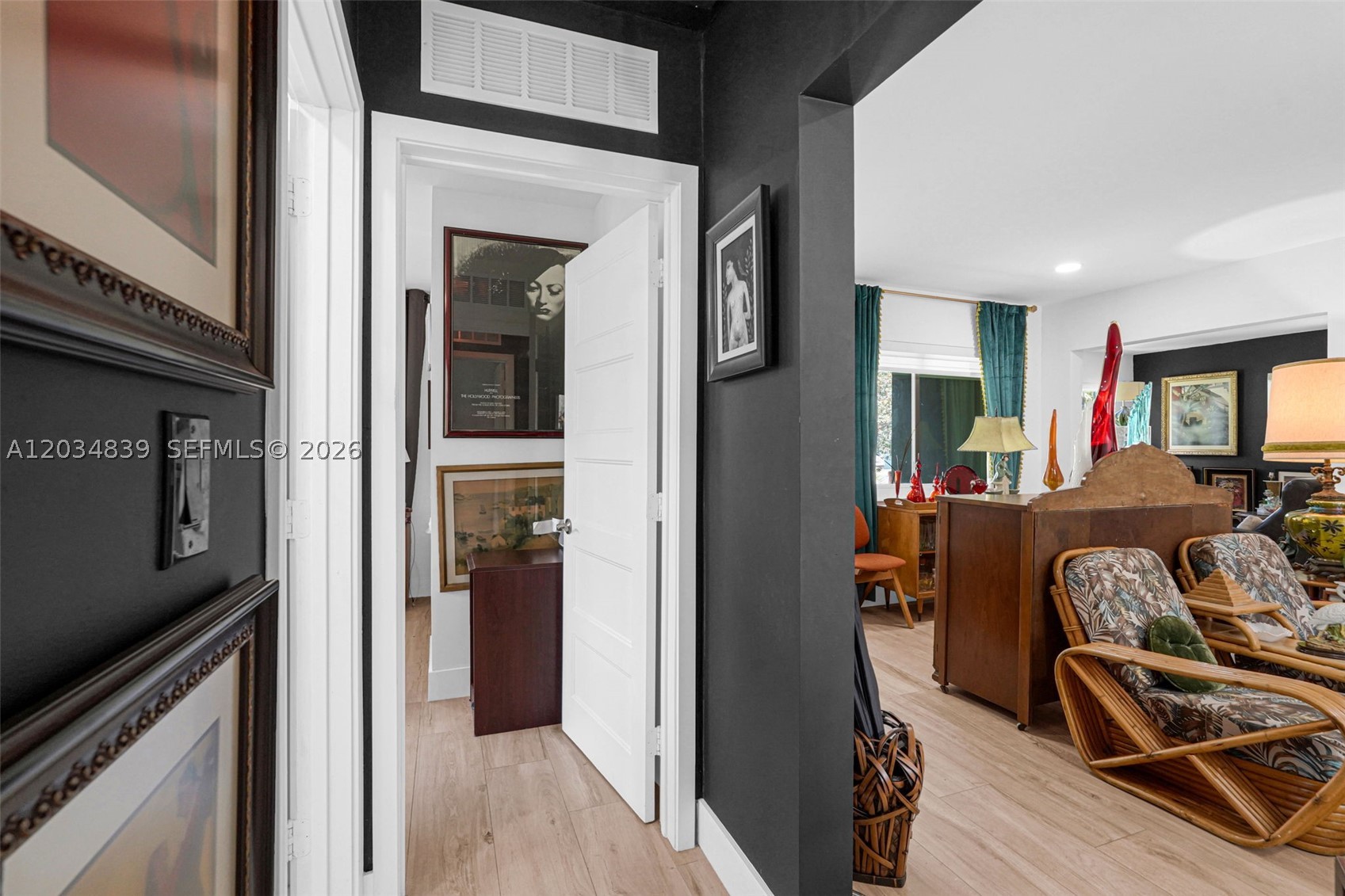 COUNTRY CLUB ESTATES SEC - Residential