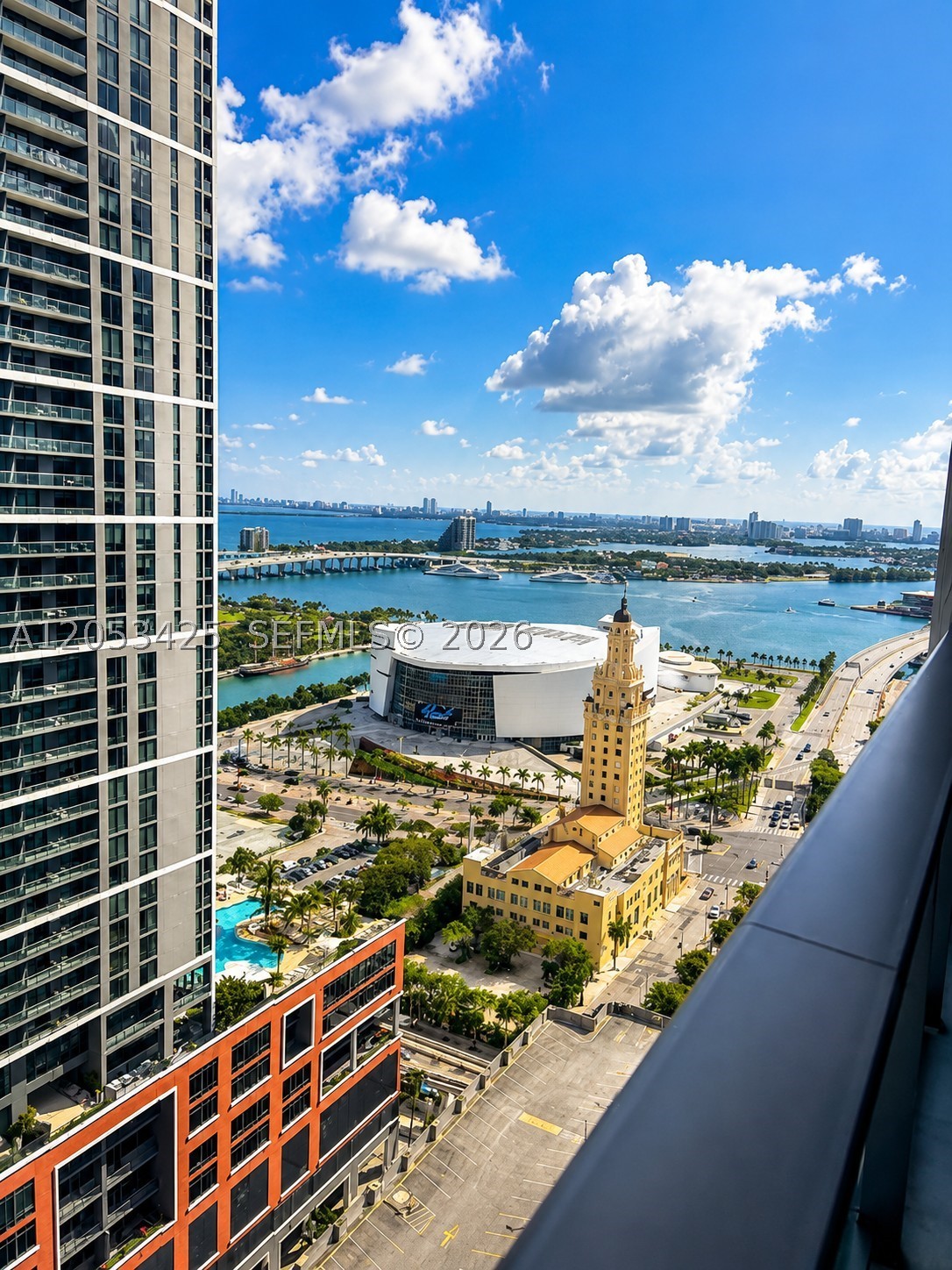 501 RESIDENCES - Residential Lease