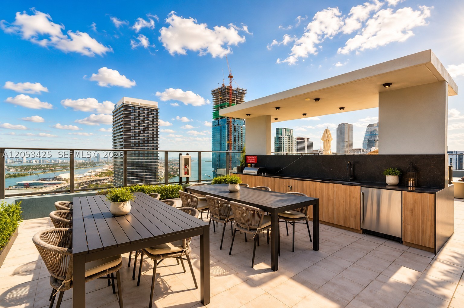 501 RESIDENCES - Residential Lease