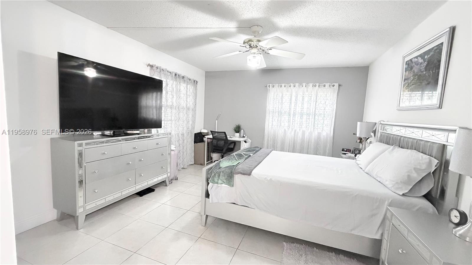 HAWTHORNE - Residential
