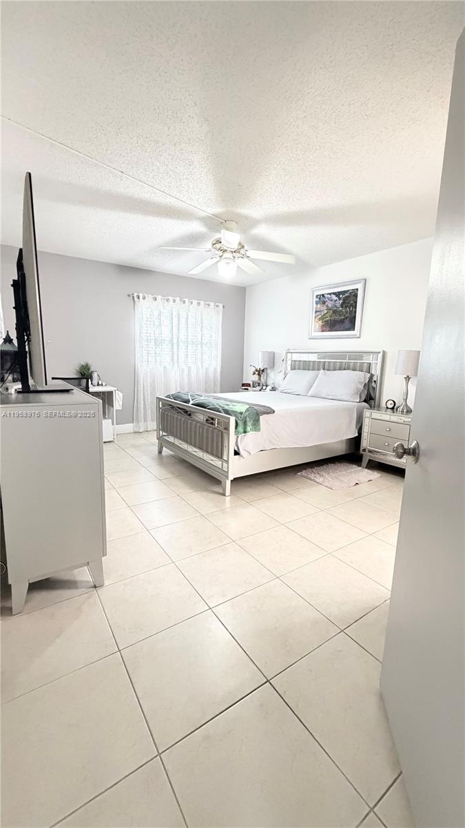 HAWTHORNE - Residential