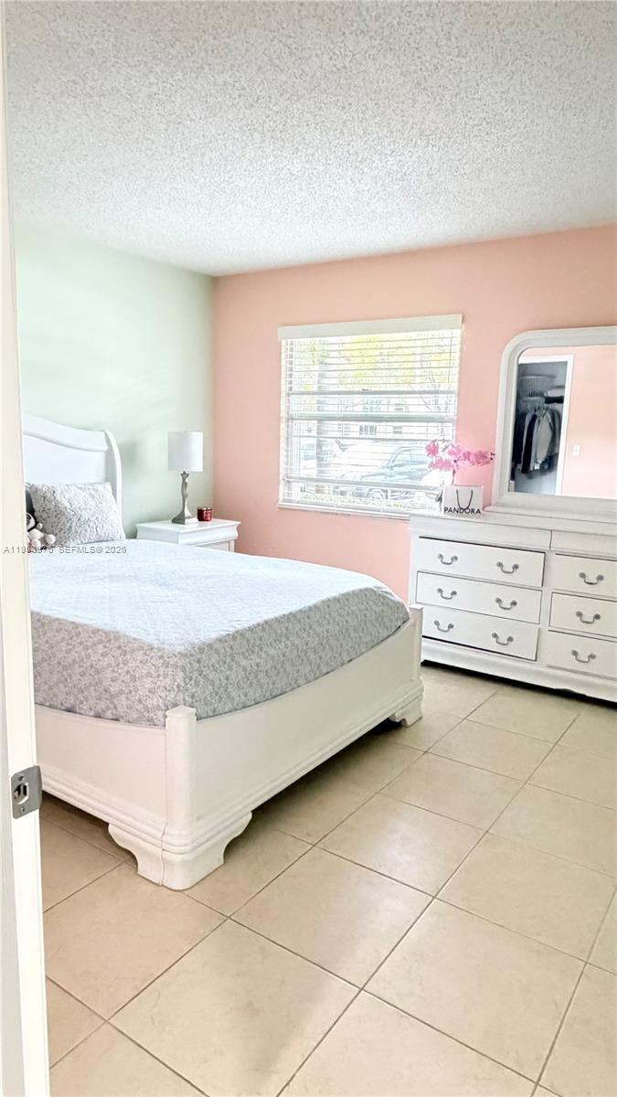 HAWTHORNE - Residential
