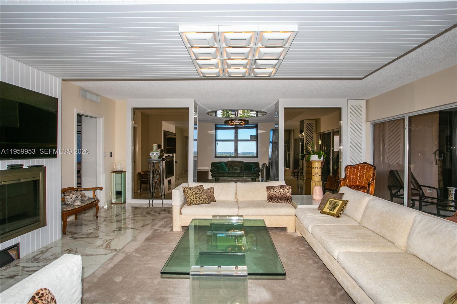 CRICKET CLUB CONDO - Residential