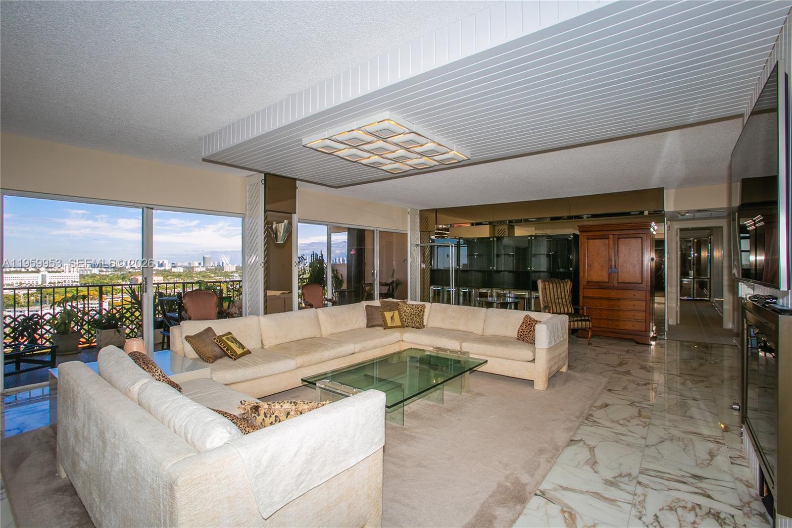 CRICKET CLUB CONDO - Residential