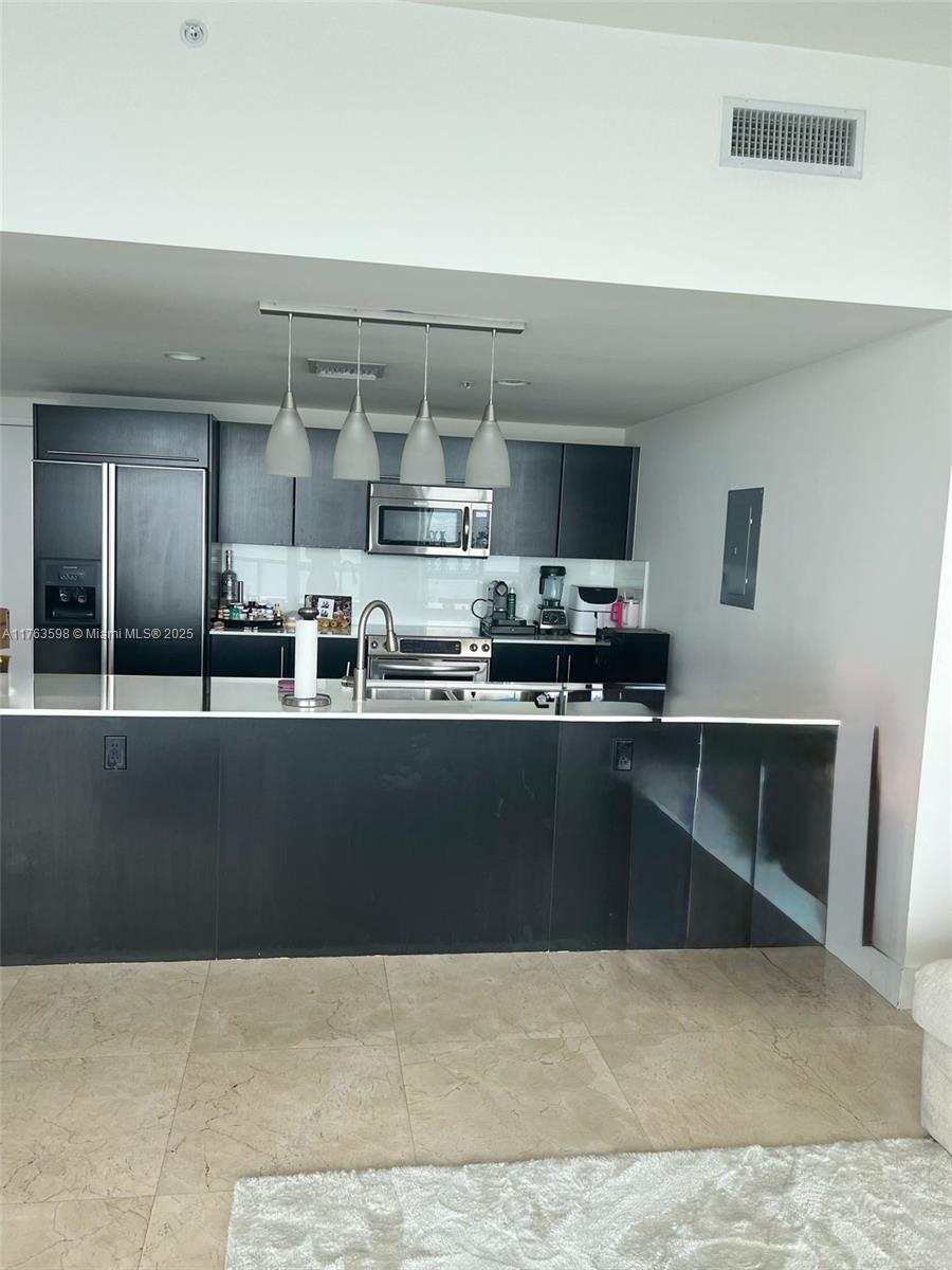 Onyx Condo - Residential Lease