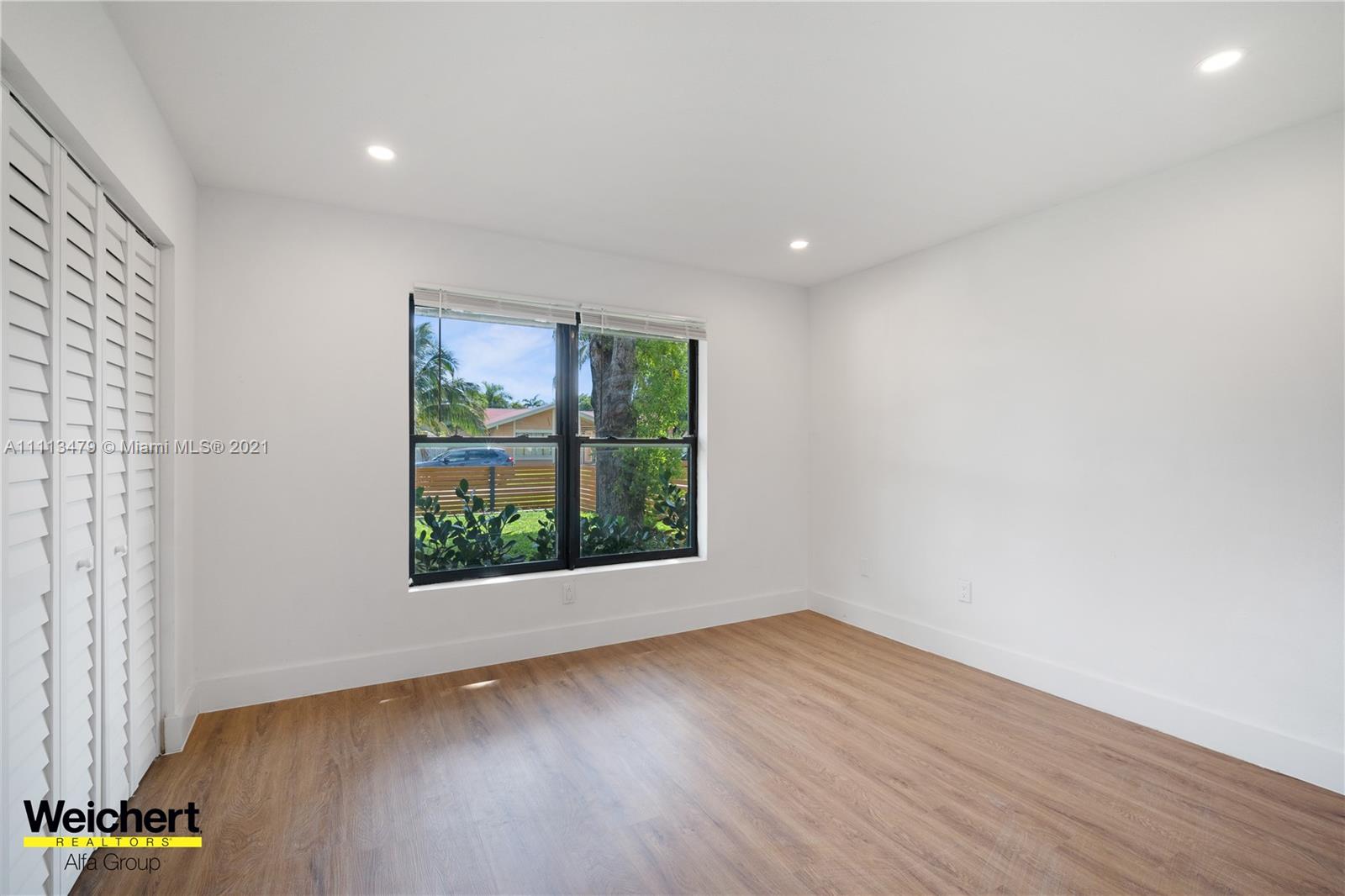SKY LAKE HOMES - Residential