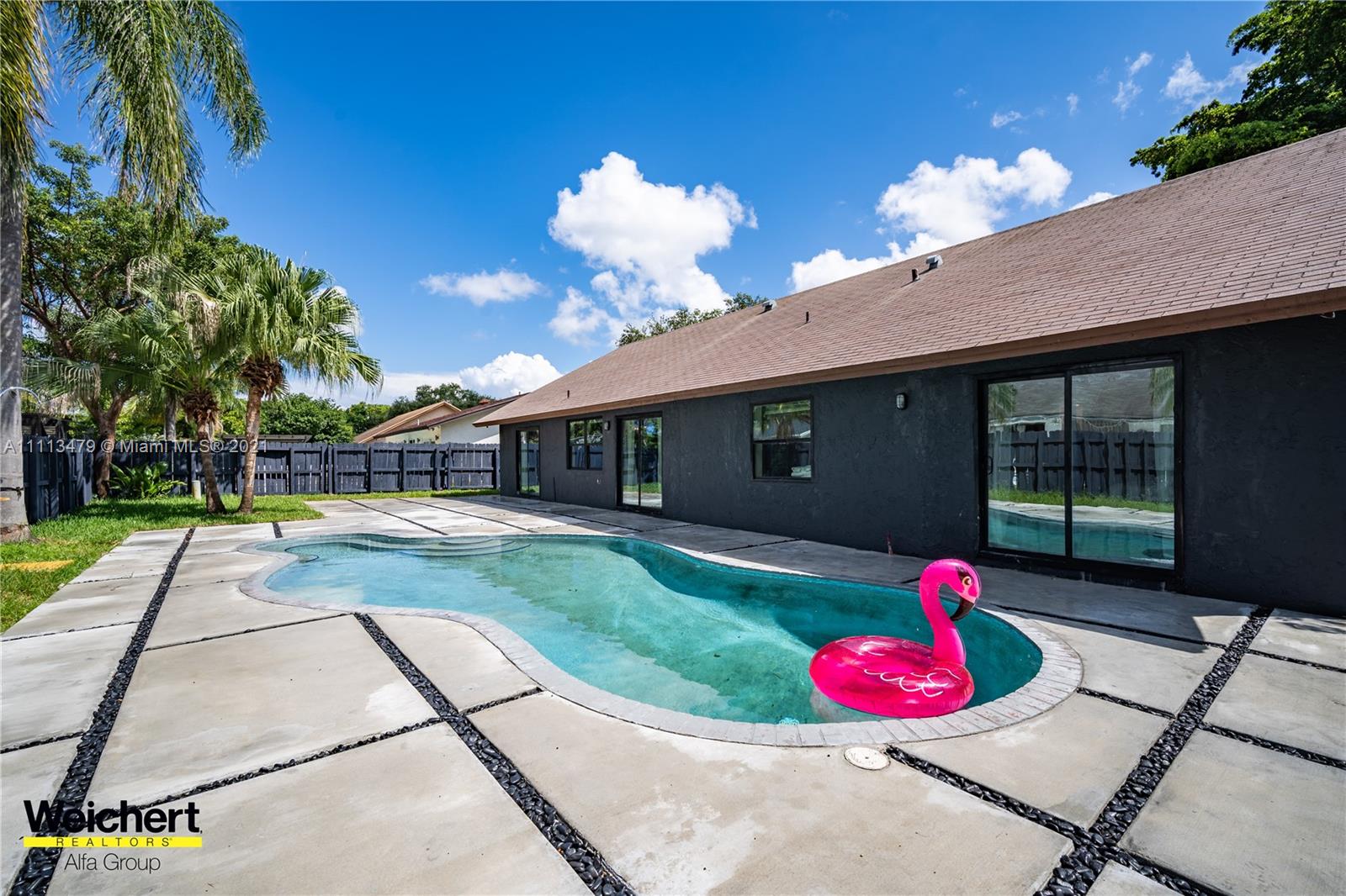SKY LAKE HOMES - Residential