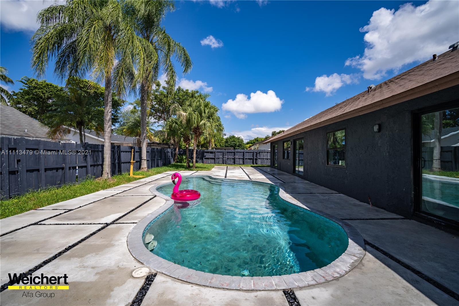 SKY LAKE HOMES - Residential