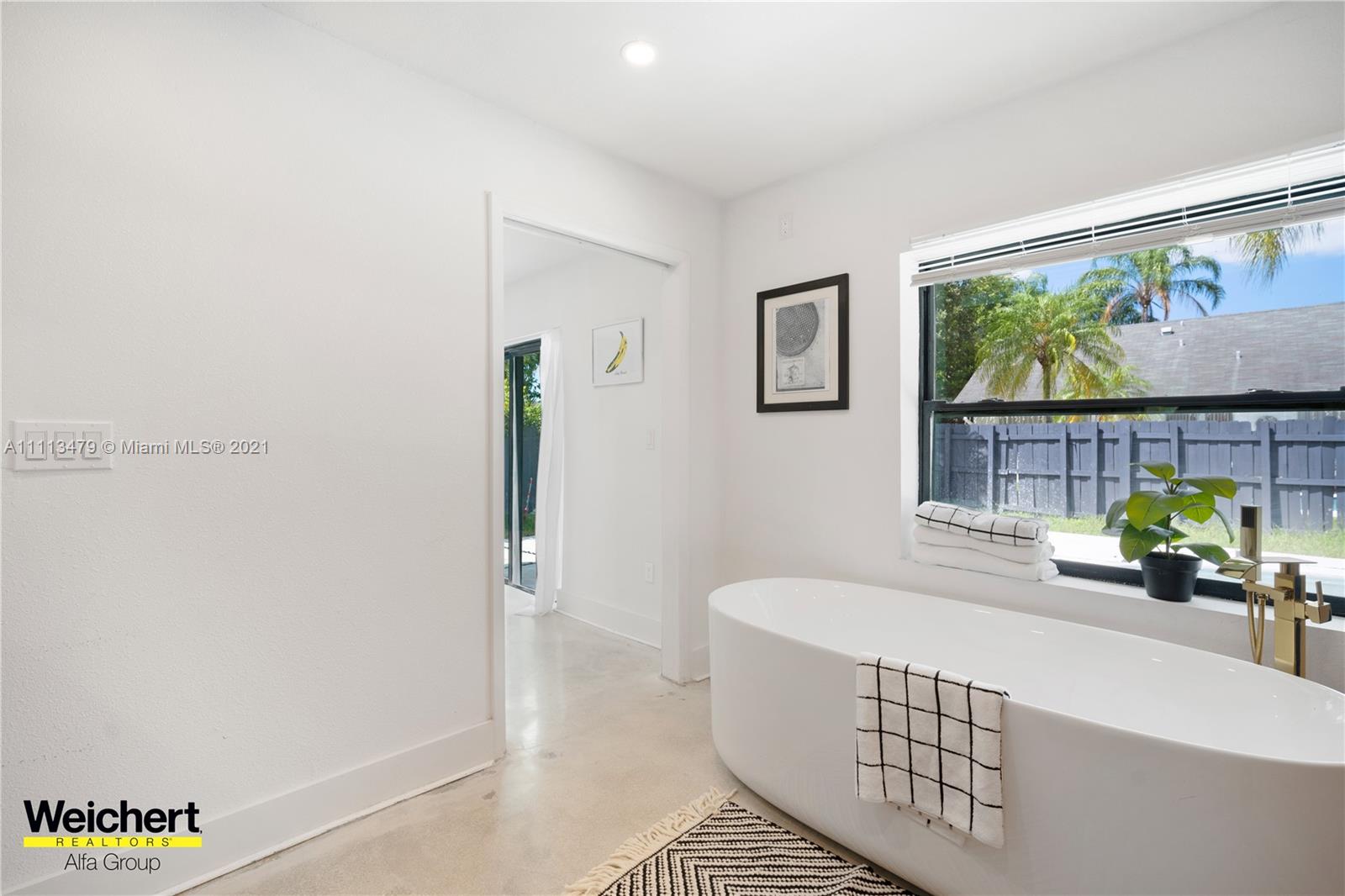 SKY LAKE HOMES - Residential