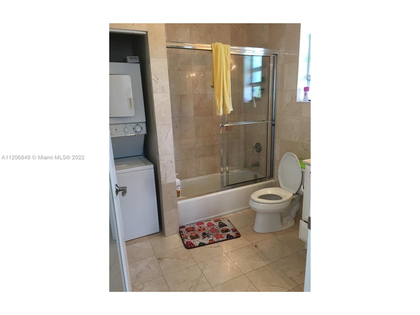 929 CONDO - Residential Lease