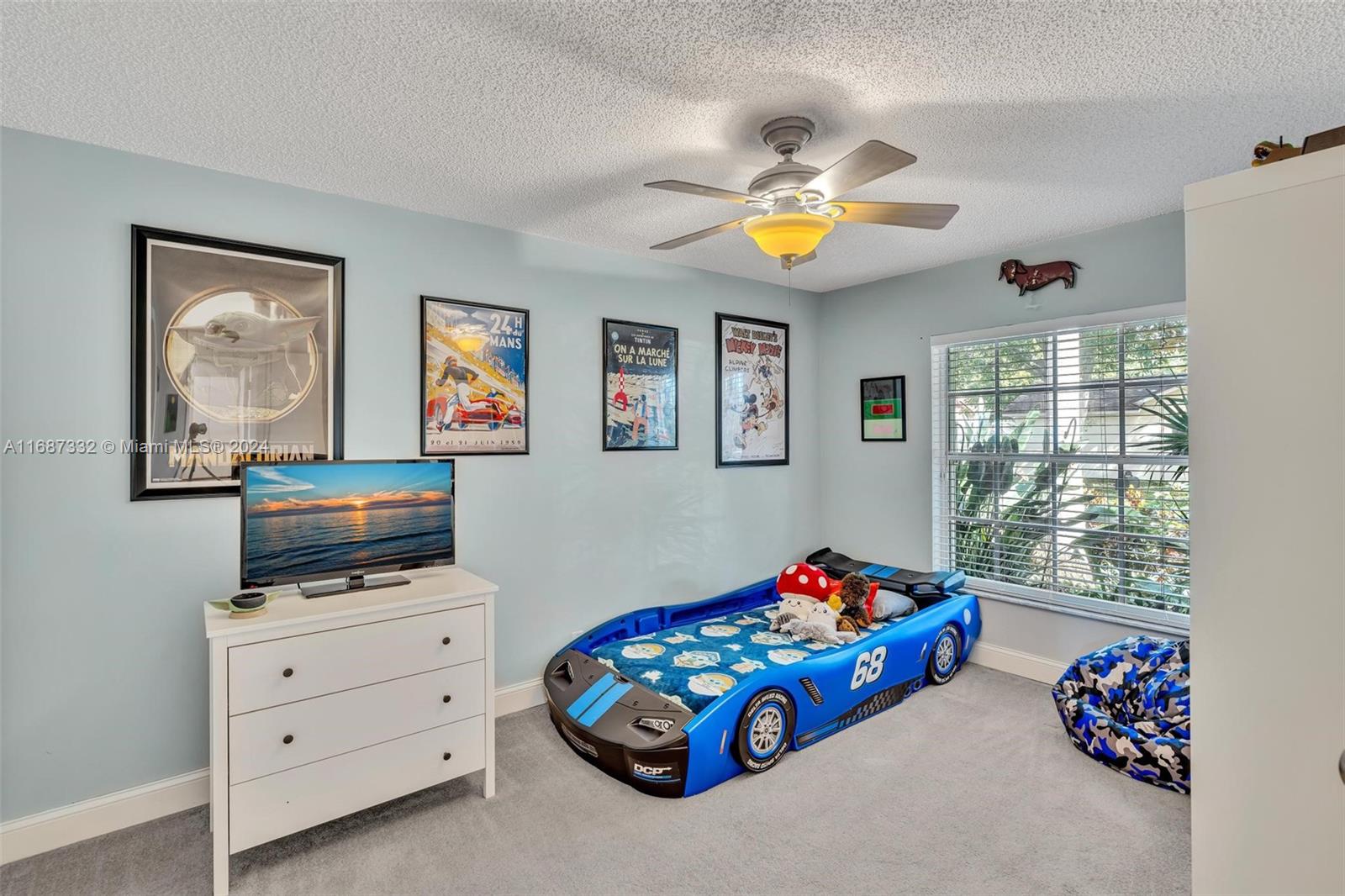 WEST VIEW ESTATES - Residential